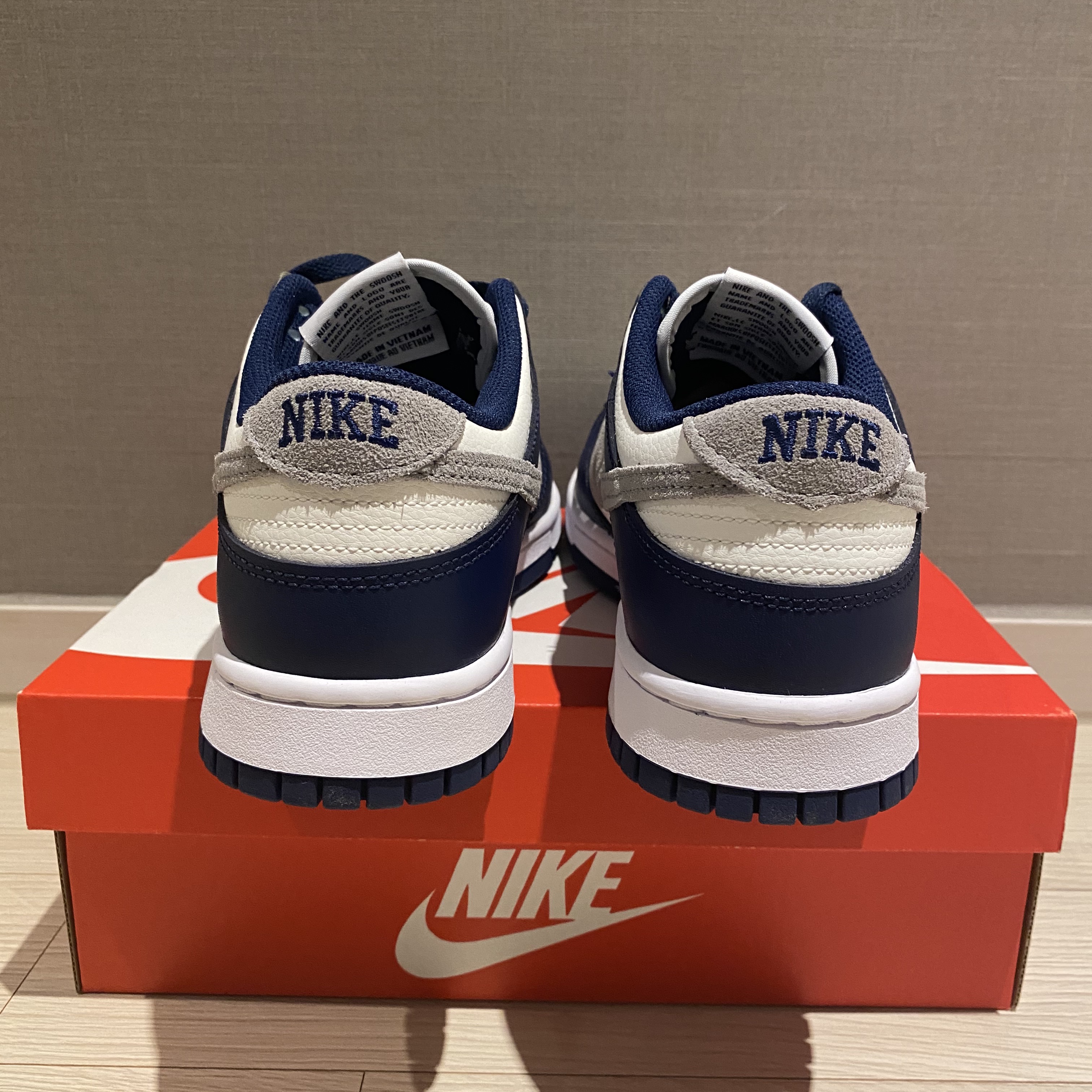 Nike Dunk Low Midnight Navy 착용 스타일 - 4