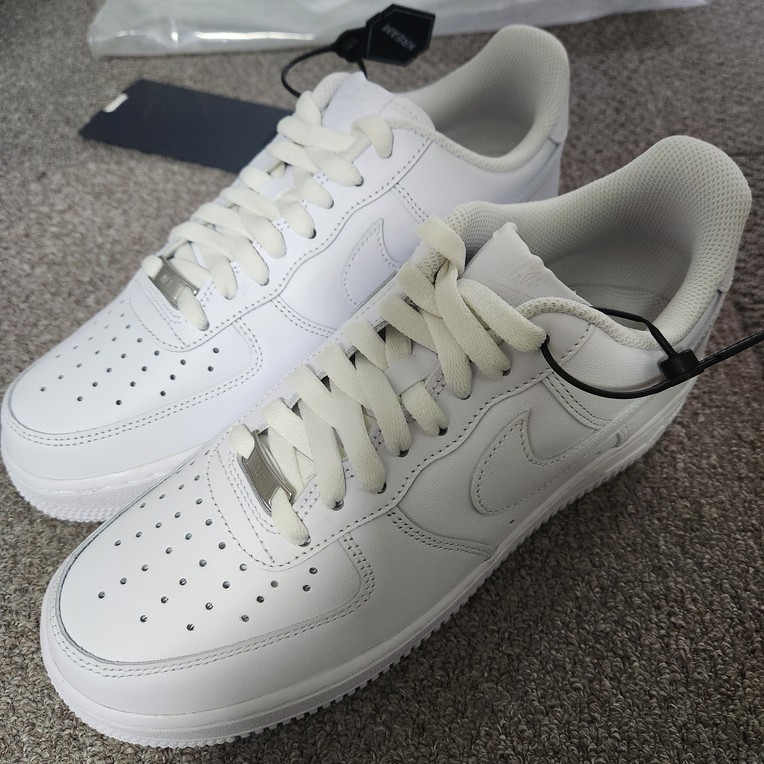 Nike Air Force 1 '07 Low White 착용 스타일