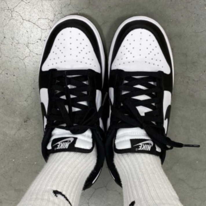 Nike Dunk Low Retro Black 착용 스타일