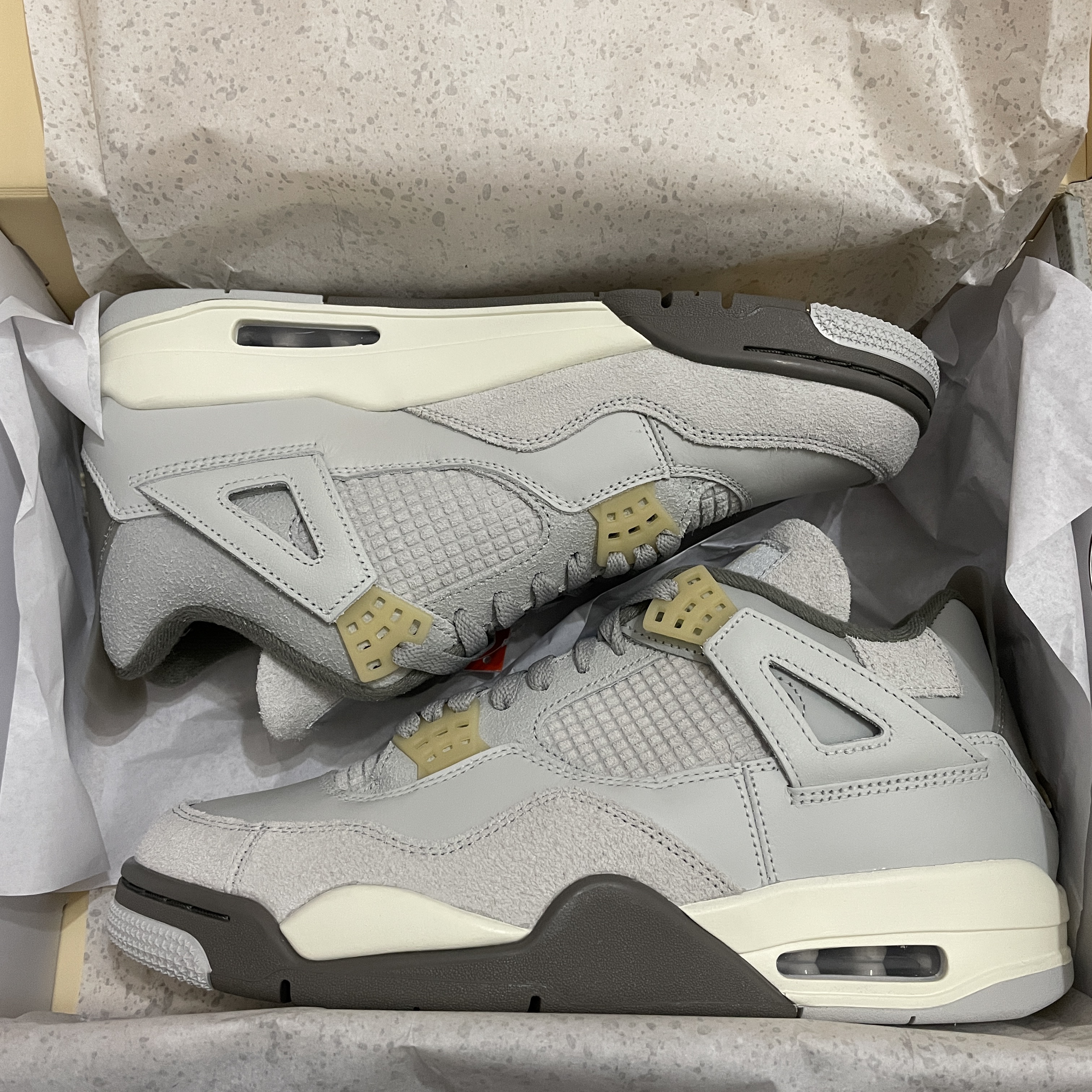 Jordan 4 Retro SE Craft 착용 스타일 - 1