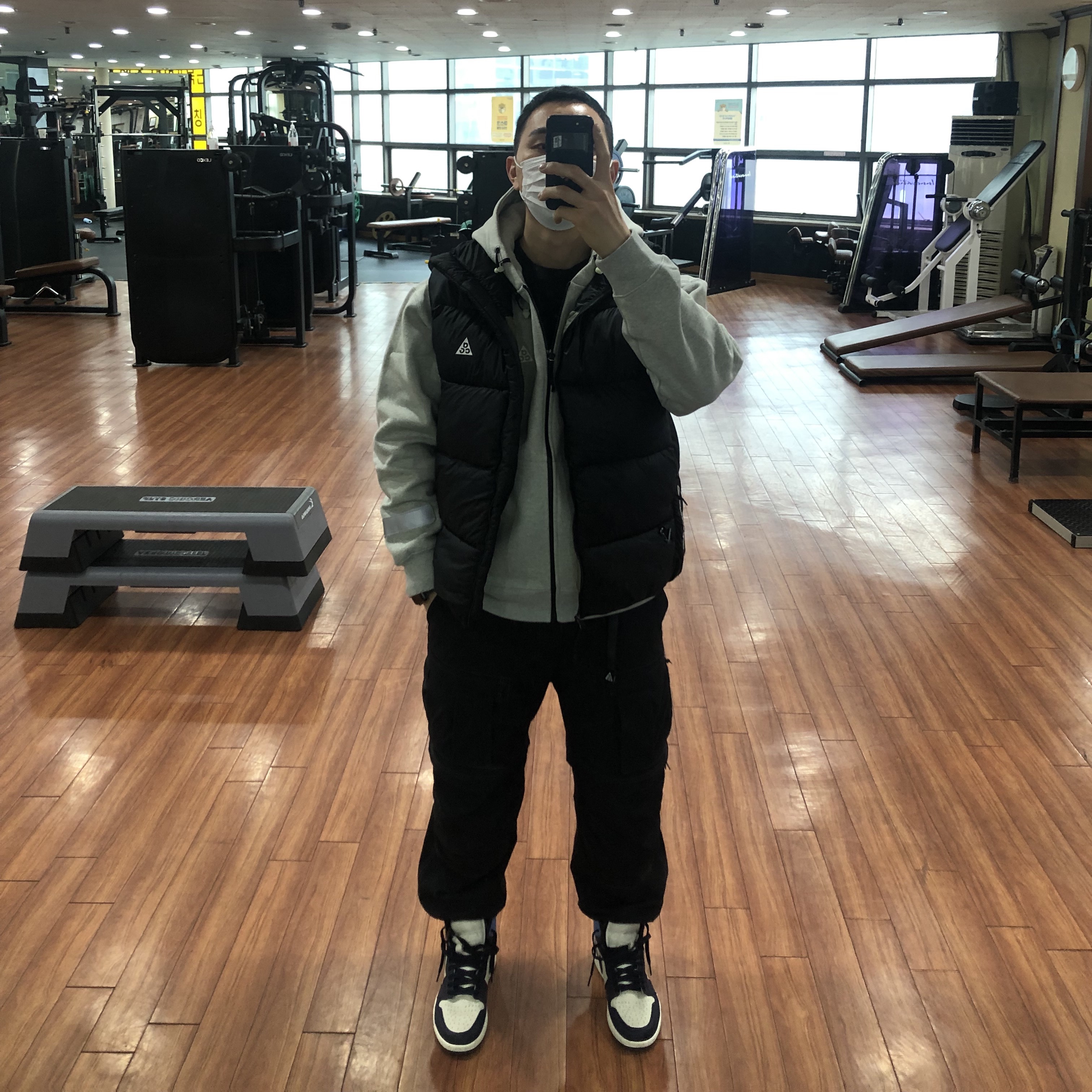 Nike ACG Therma-Fit Fleece Full Zip Hoodie Airora Grey Heather - US/EU, Jordan 1 Retro High Obsidian UNC 착용 스타일 - 3