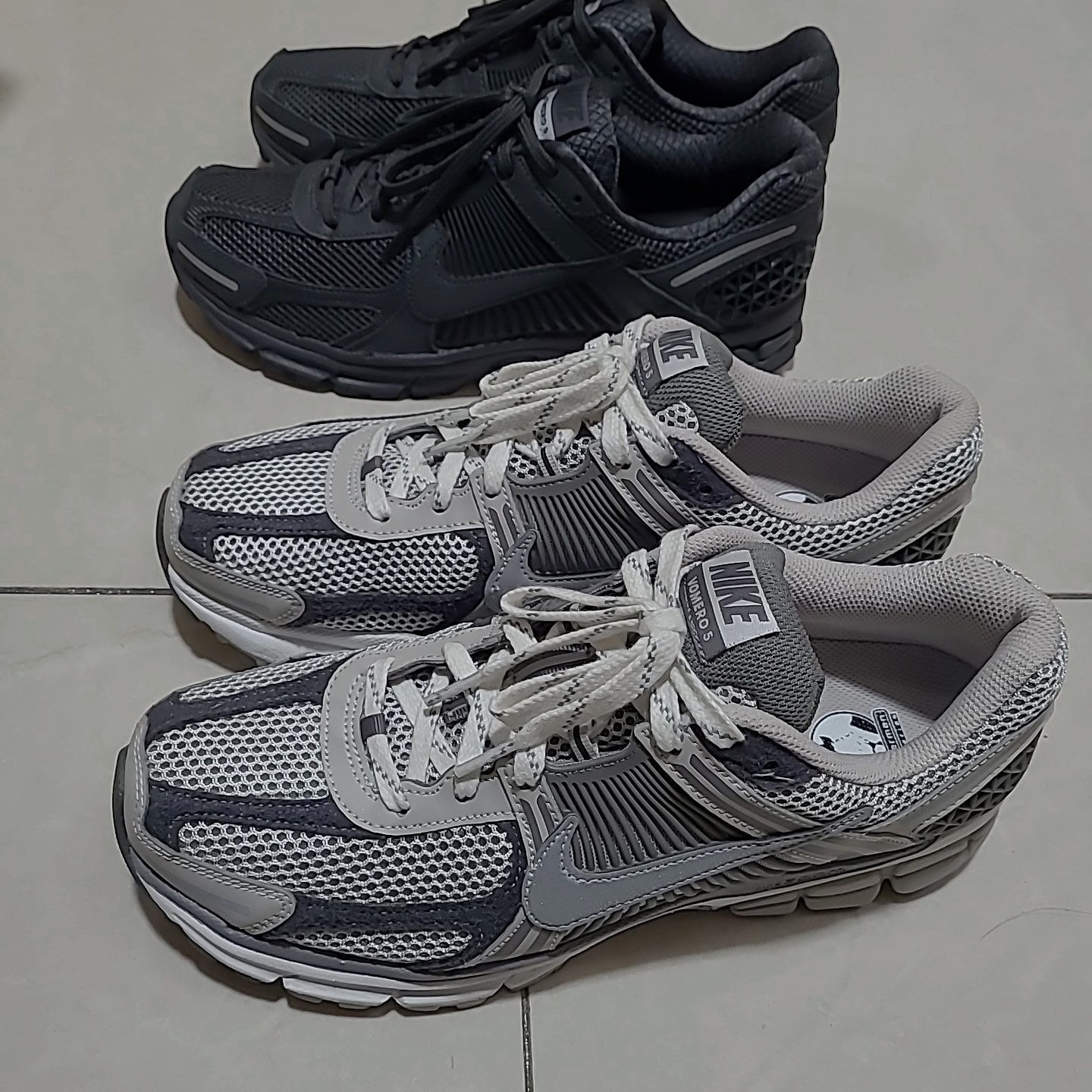 Nike Zoom Vomero 5 SP Anthracite 2023, Nike Zoom Vomero 5 PRM Light Iron Ore and Flat Fewter 착용 스타일