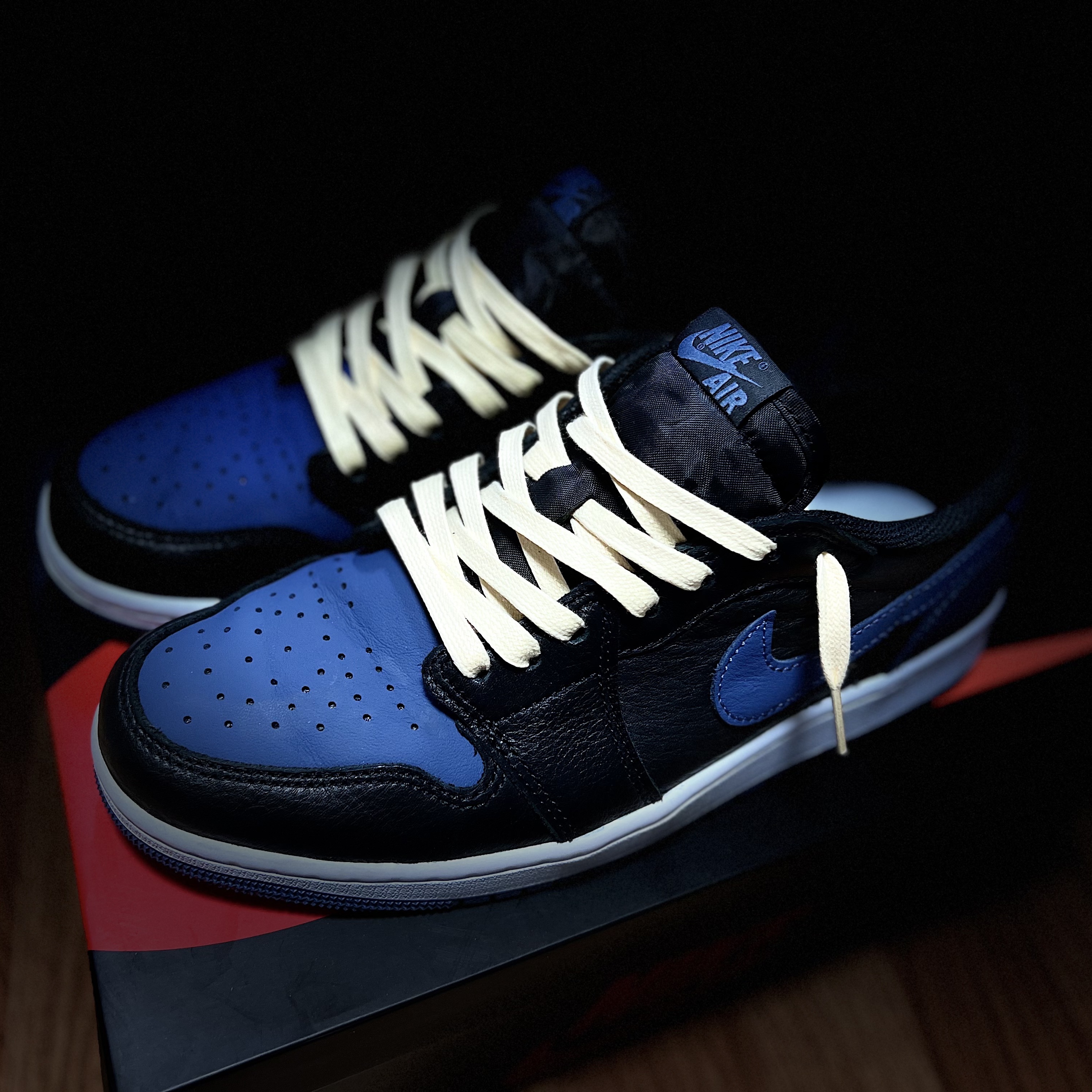 Jordan 1 Retro Low OG Mystic Navy 착용 스타일 - 4