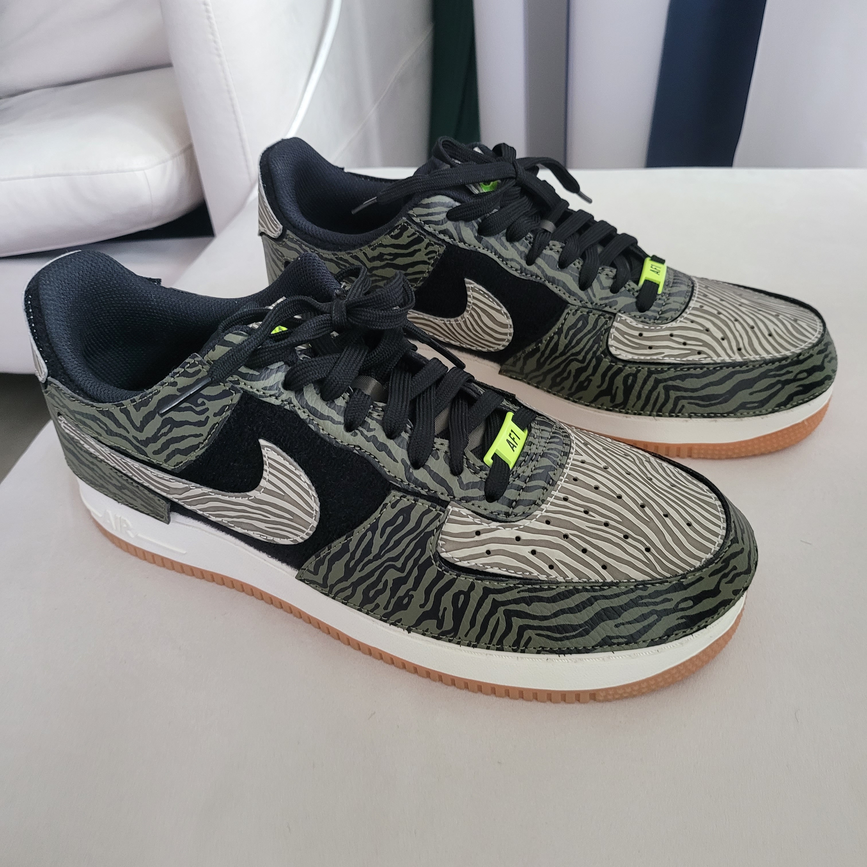 Nike Air Force 1/1 Animal Print 착용 스타일 - 1