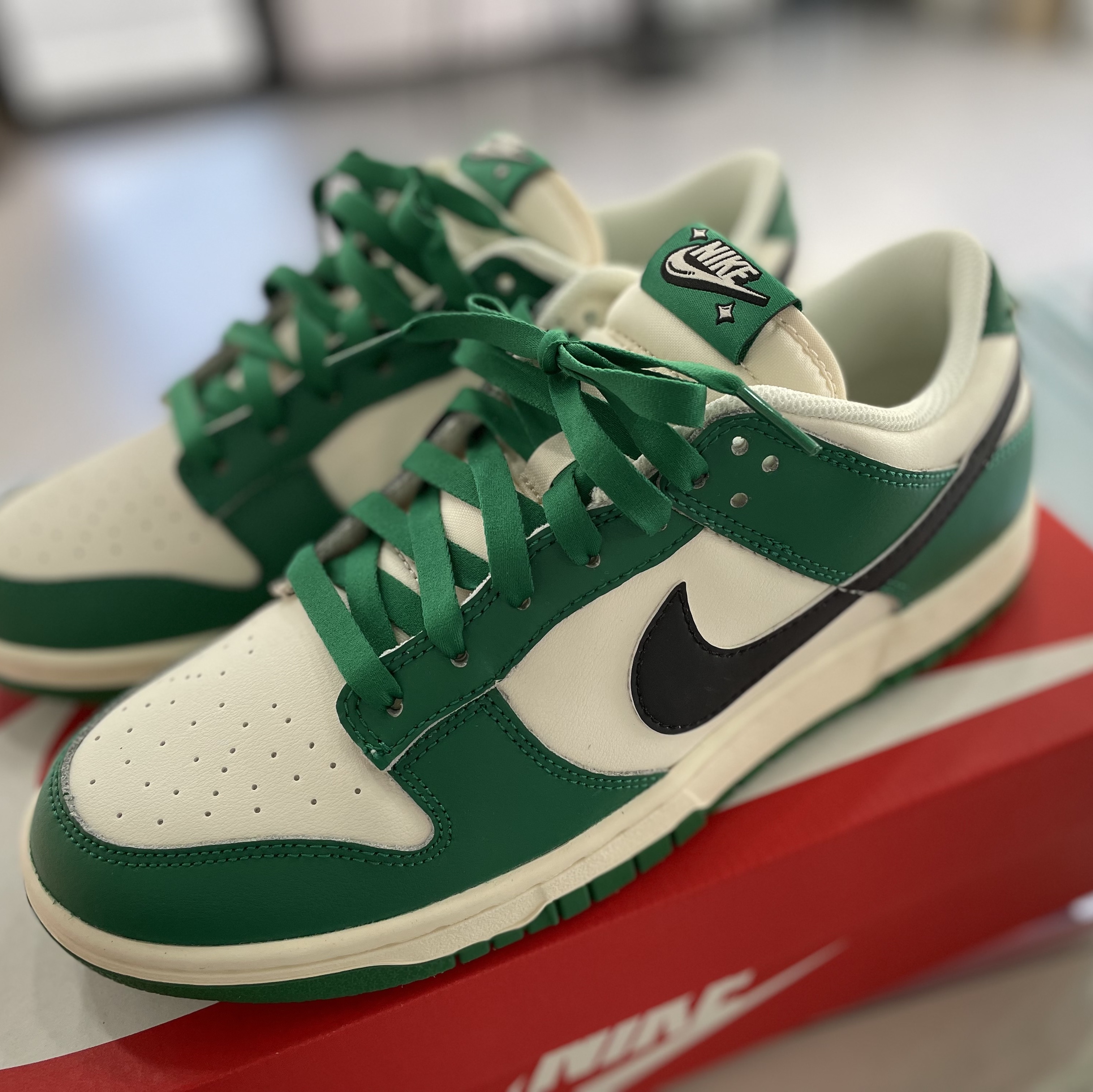 Nike Dunk Low Retro SE Jackpot Malachite 착용 스타일