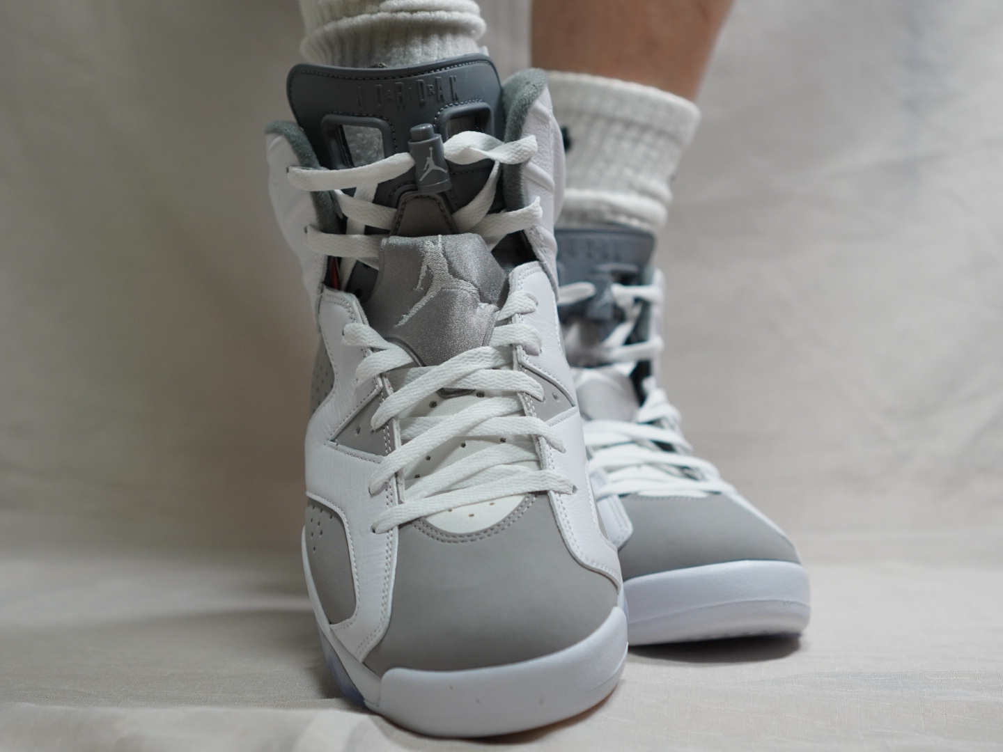 Jordan 6 Retro Cool Grey 착용 스타일 - 3