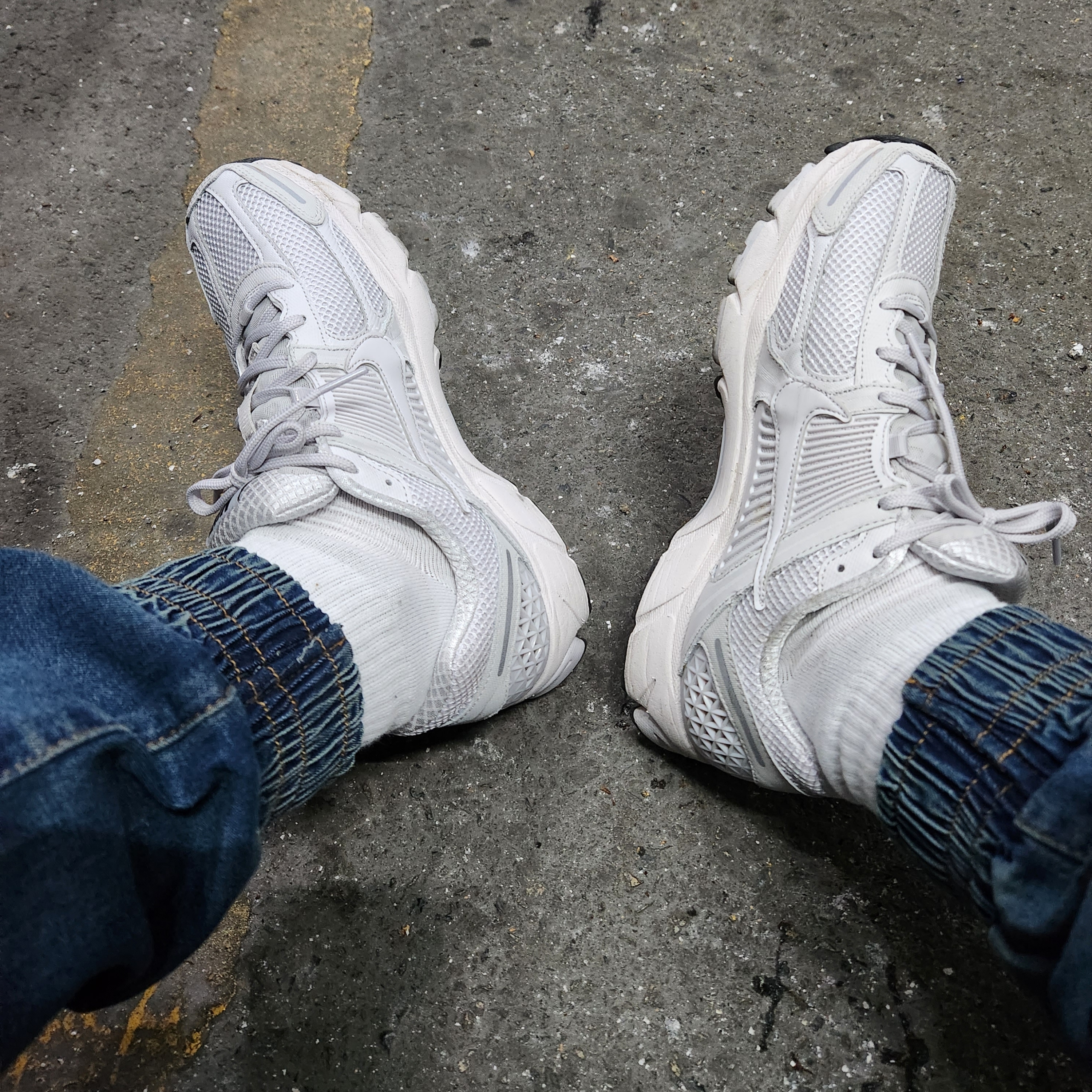 Nike Zoom Vomero 5 SP Vast Grey 2023 착용 스타일