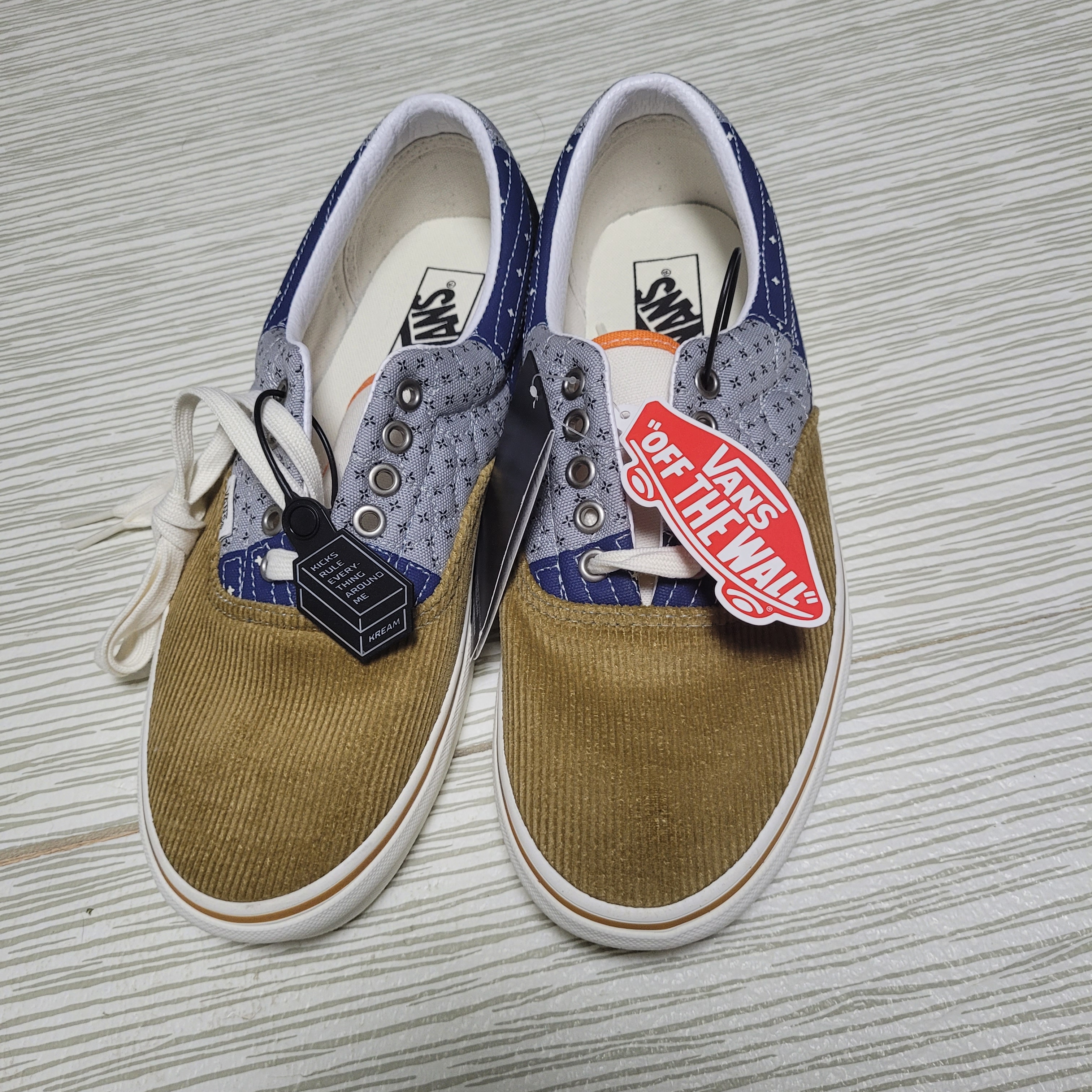 Vans Era Quilted Bandana Multicolor 착용 스타일