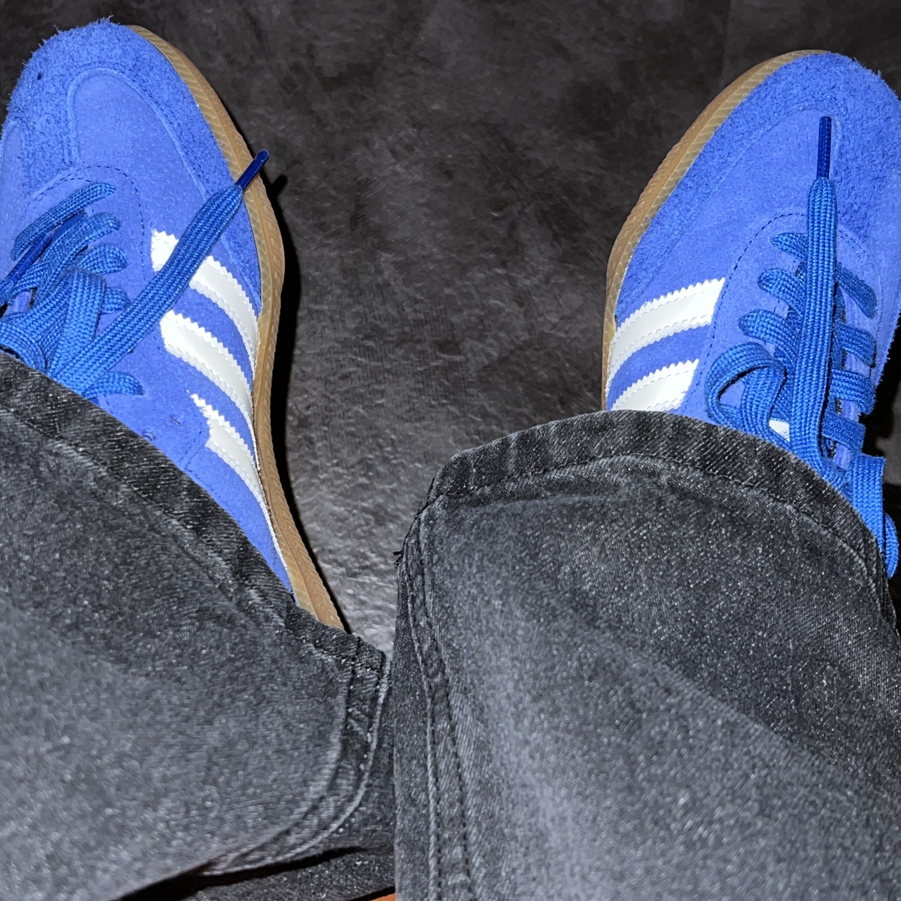 Adidas Samba OG Royal Blue 착용 스타일 - 2