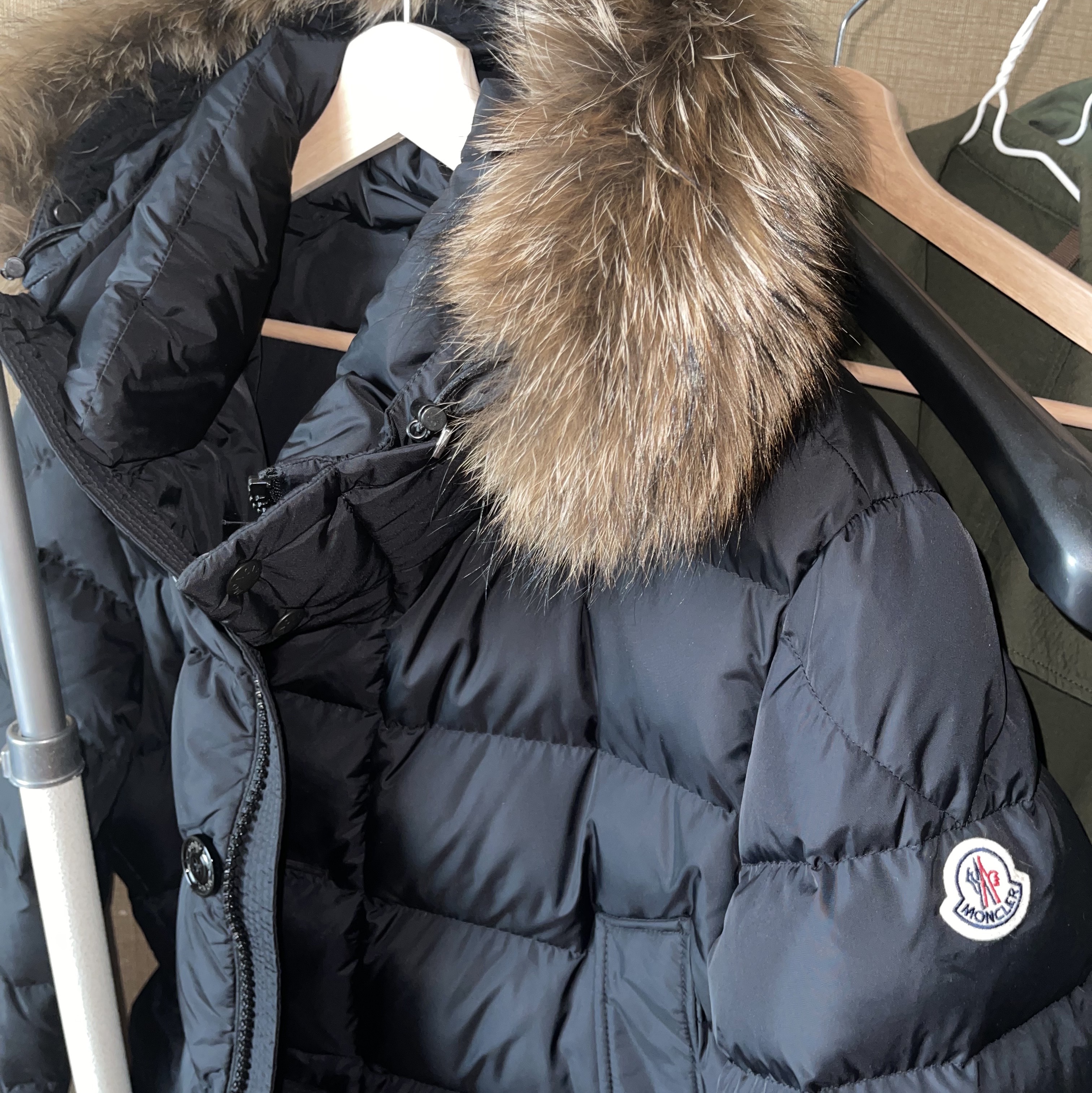 Moncler Cluny Long Down Jacket Black - 22FW 착용 스타일