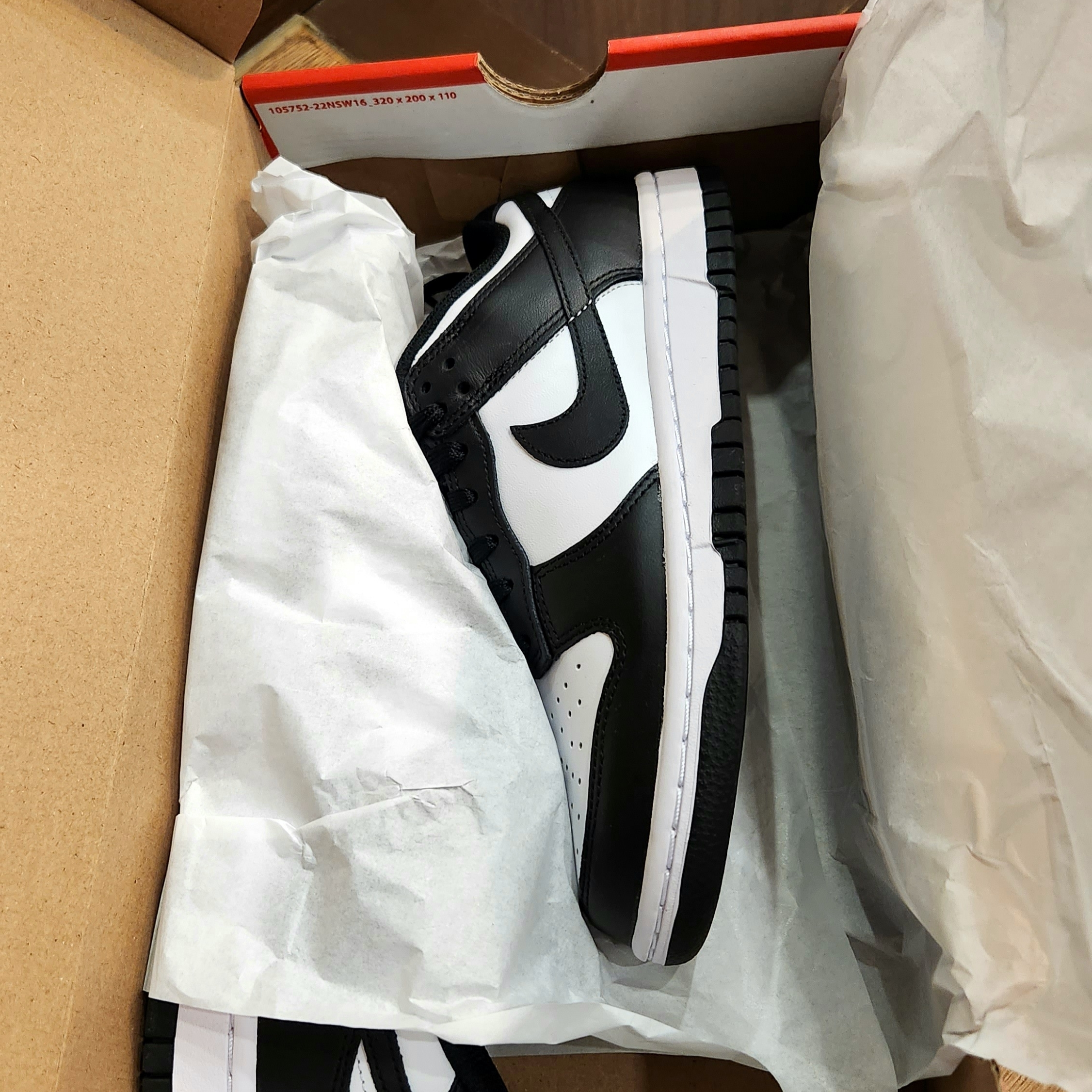 (W) Nike Dunk Low Black 착용 스타일