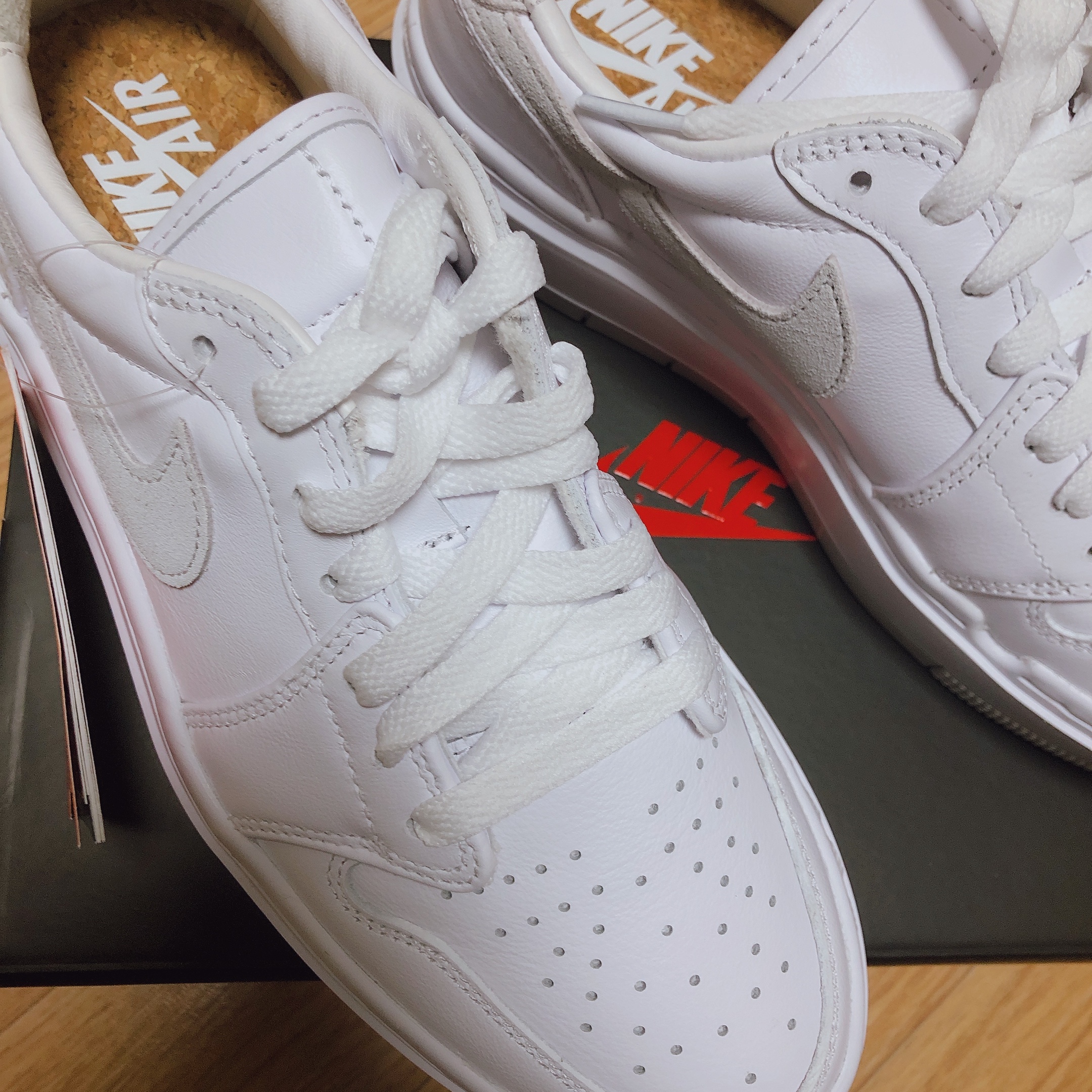(W) Jordan 1 Elevate Low White Wolf Grey 착용 스타일 - 2