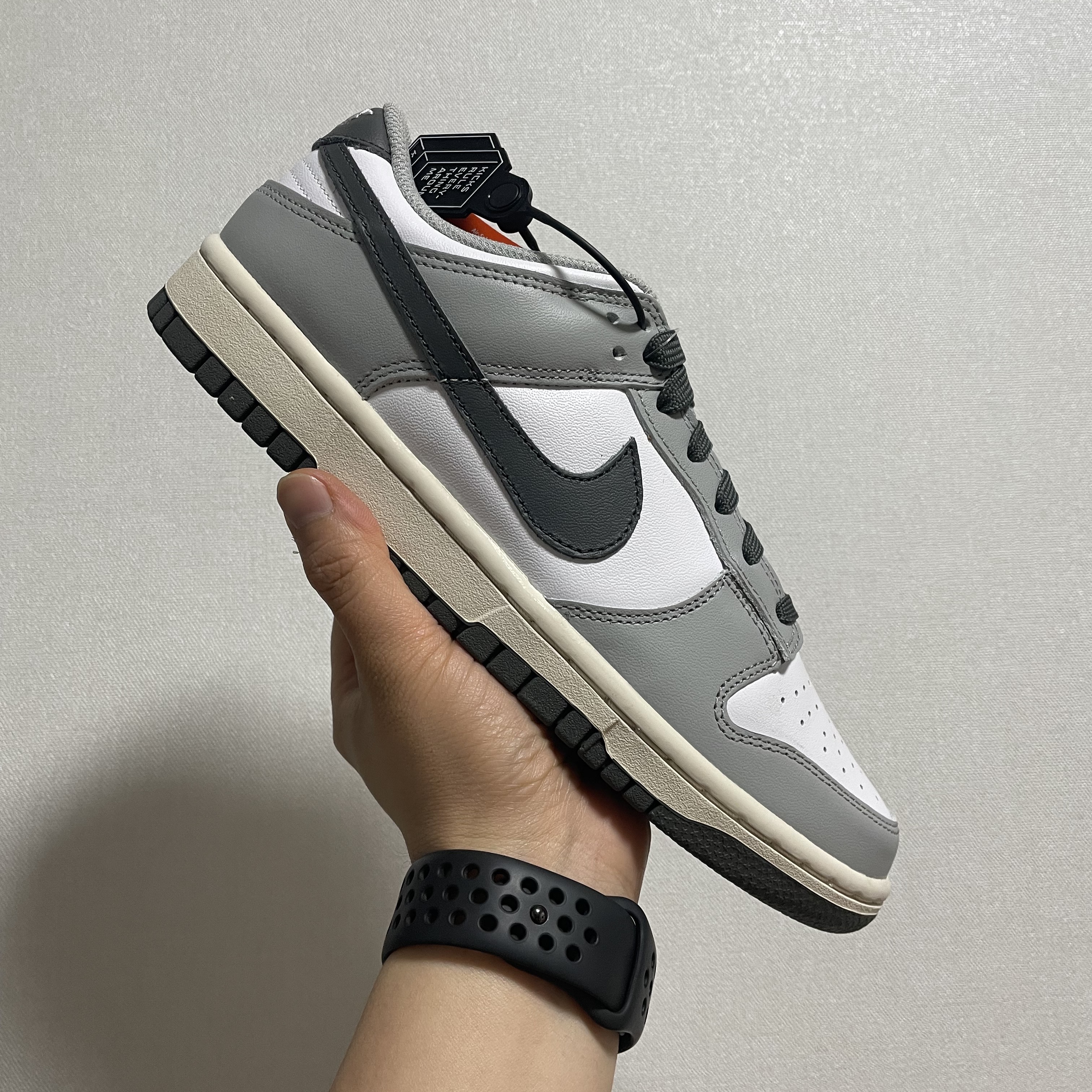 (W) Nike Dunk Low Light Smoke Grey 착용 스타일