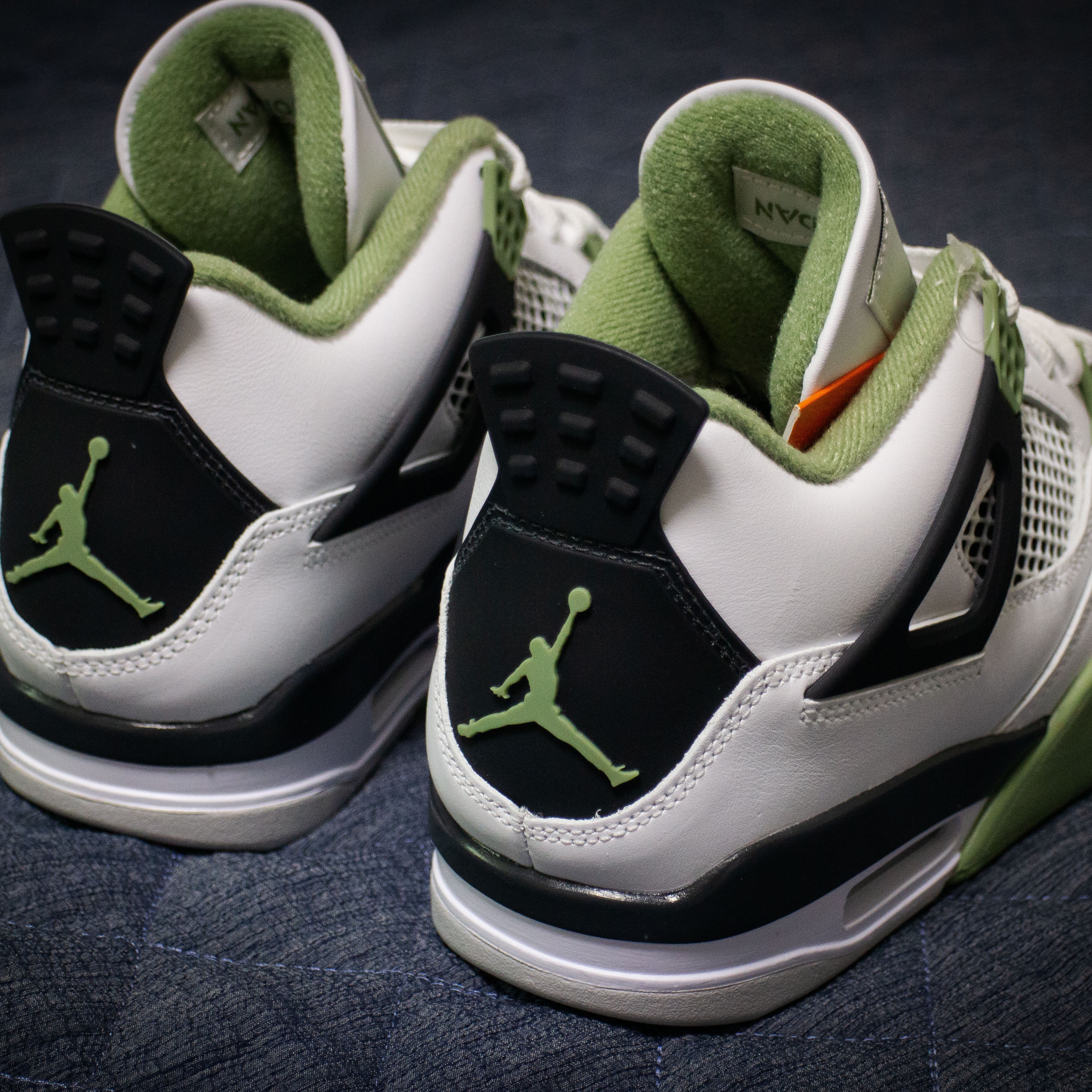 (W) Jordan 4 Retro Oil Green 착용 스타일 - 4
