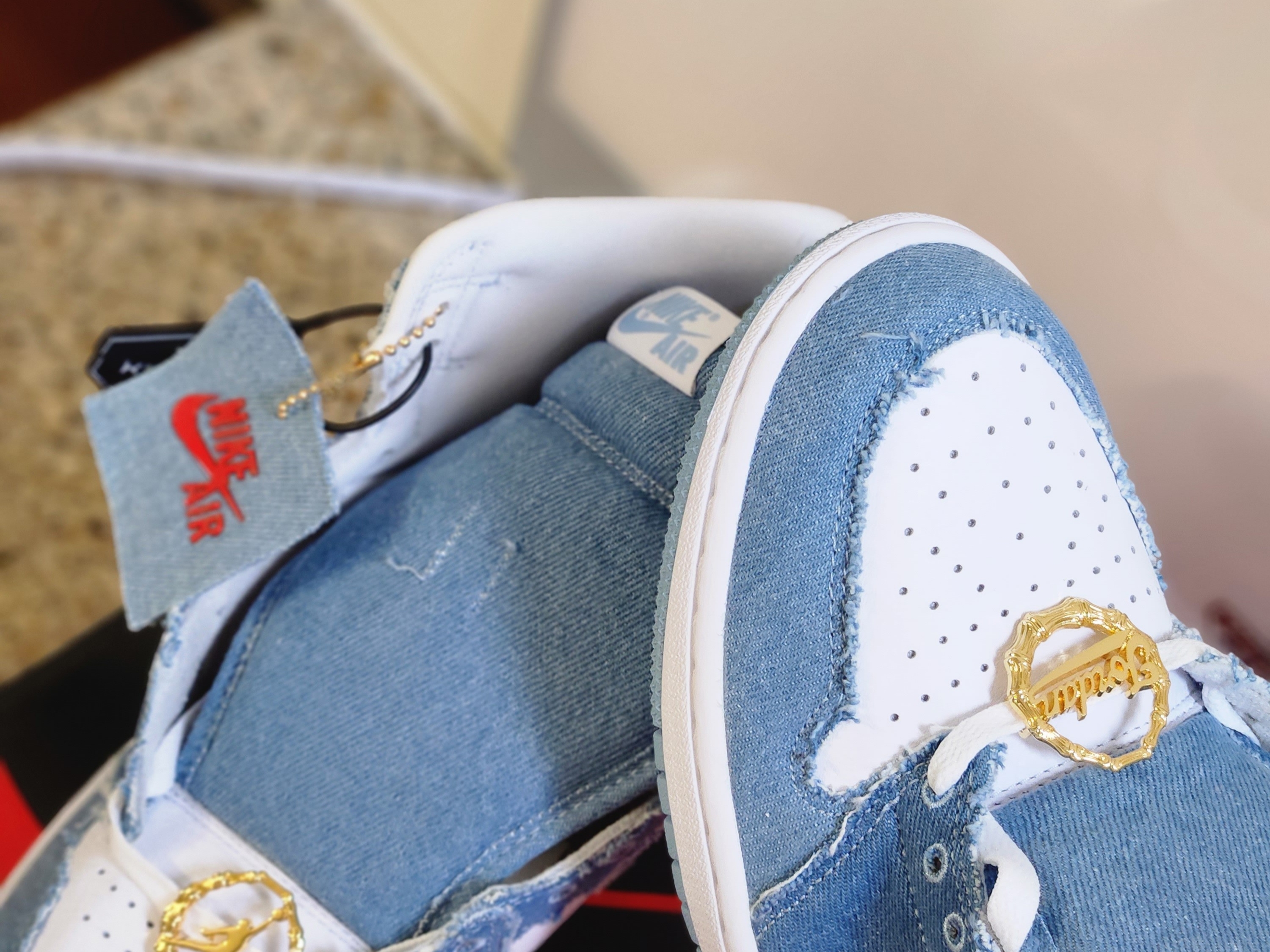 (W) Jordan 1 Retro High OG Denim 착용 스타일 - 4