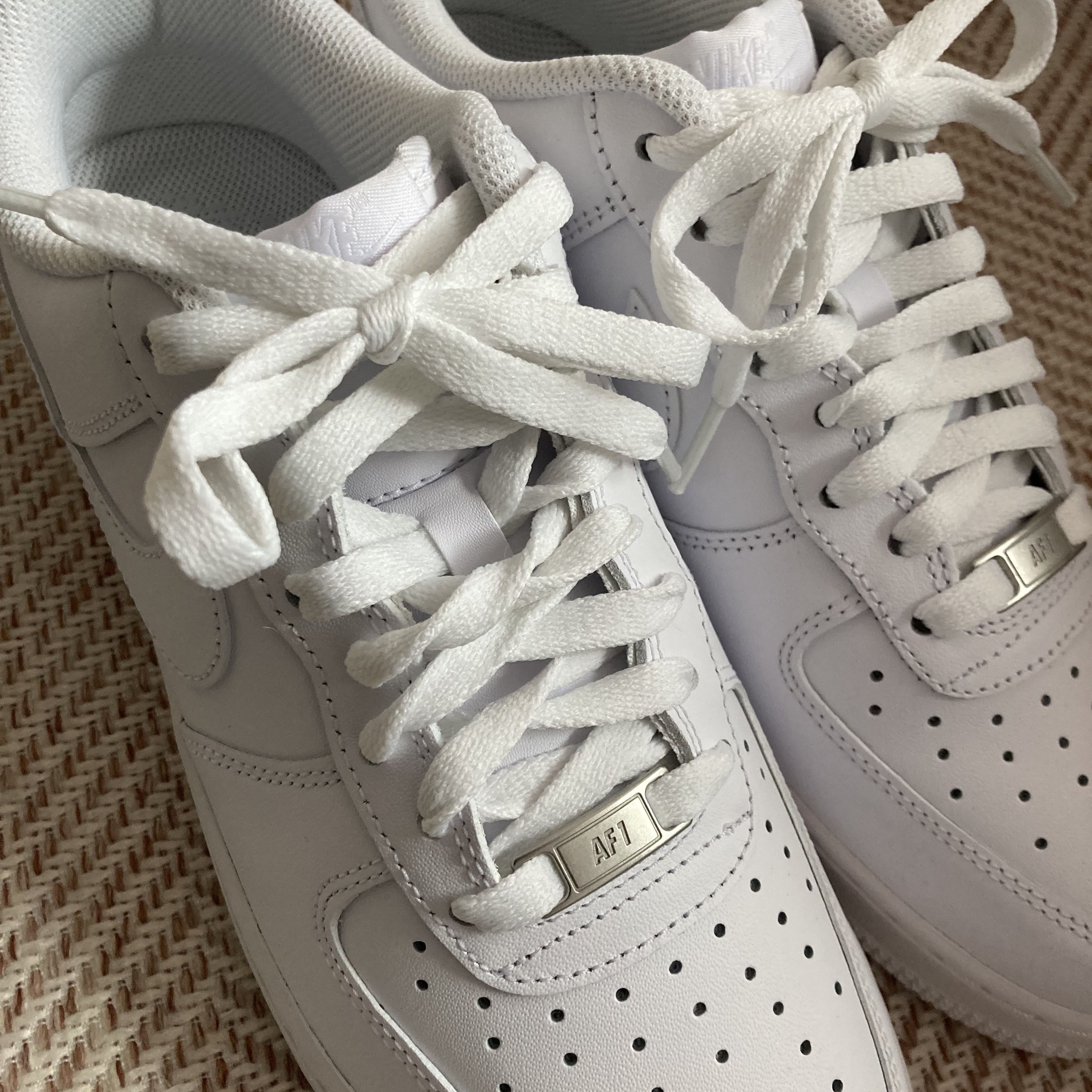 Nike Air Force 1 '07 Low White 착용 스타일