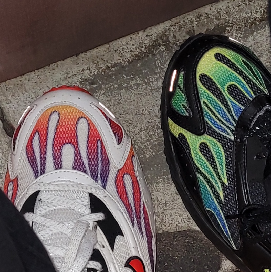 Nike x Supreme Zoom Streak Spectrum Plus Black 착용 스타일 - 2