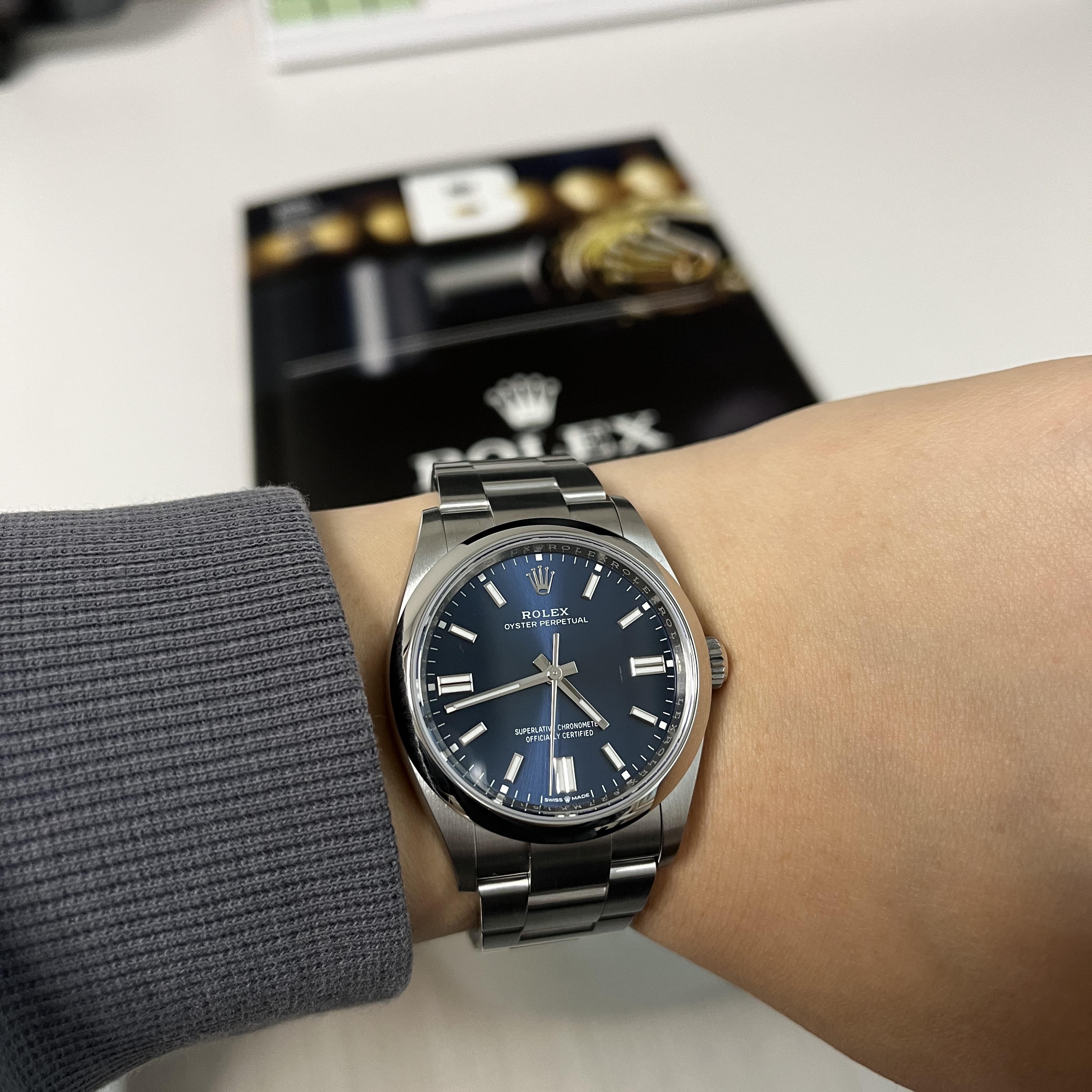 Rolex Oyster Perpetual 36mm 126000 Bright blue Oyster 착용 스타일