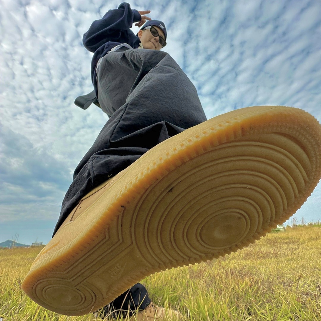 Nike Air Force 1 '07 WB Flax 착용 스타일 - 2