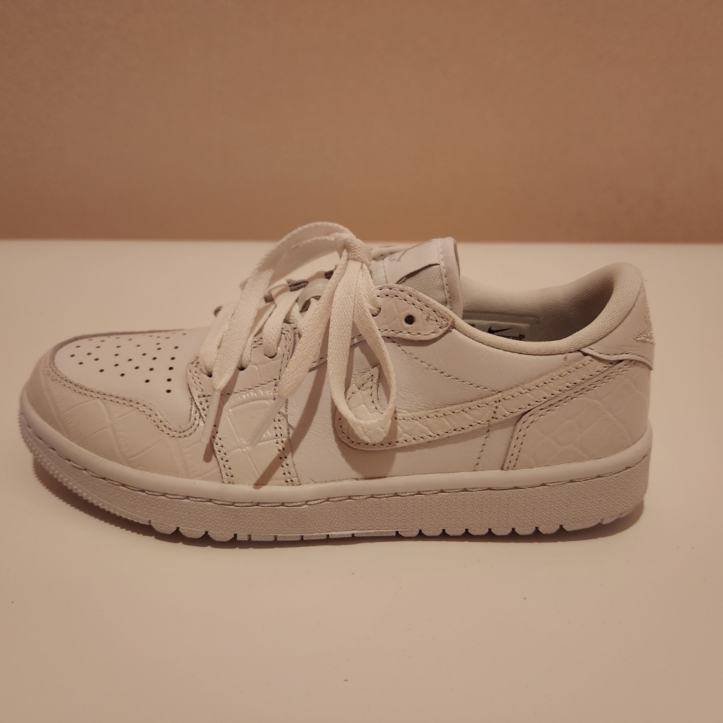 Jordan 1 Low Golf Pure Platinum 착용 스타일 - 2