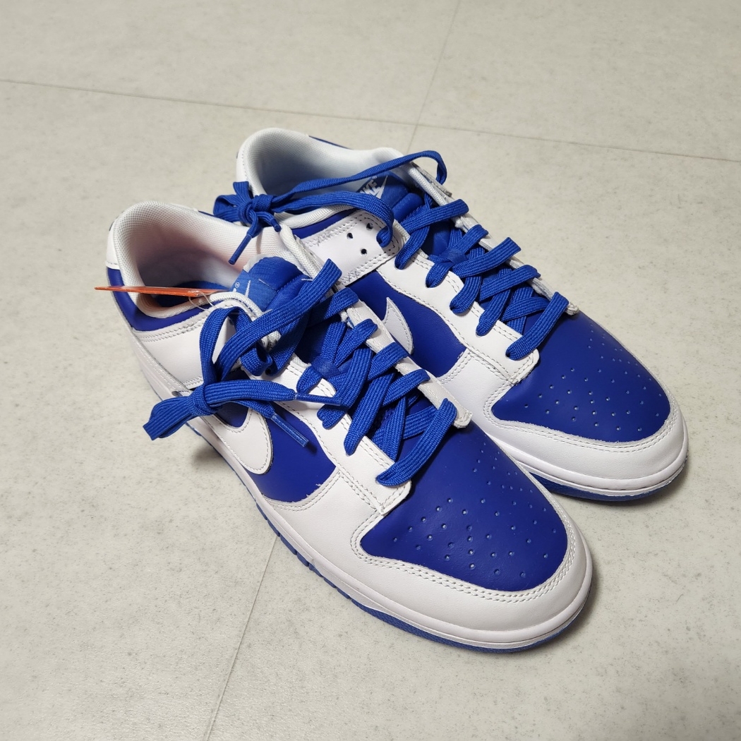 Nike Dunk Low Retro Racer Blue and White 착용 스타일 - 2