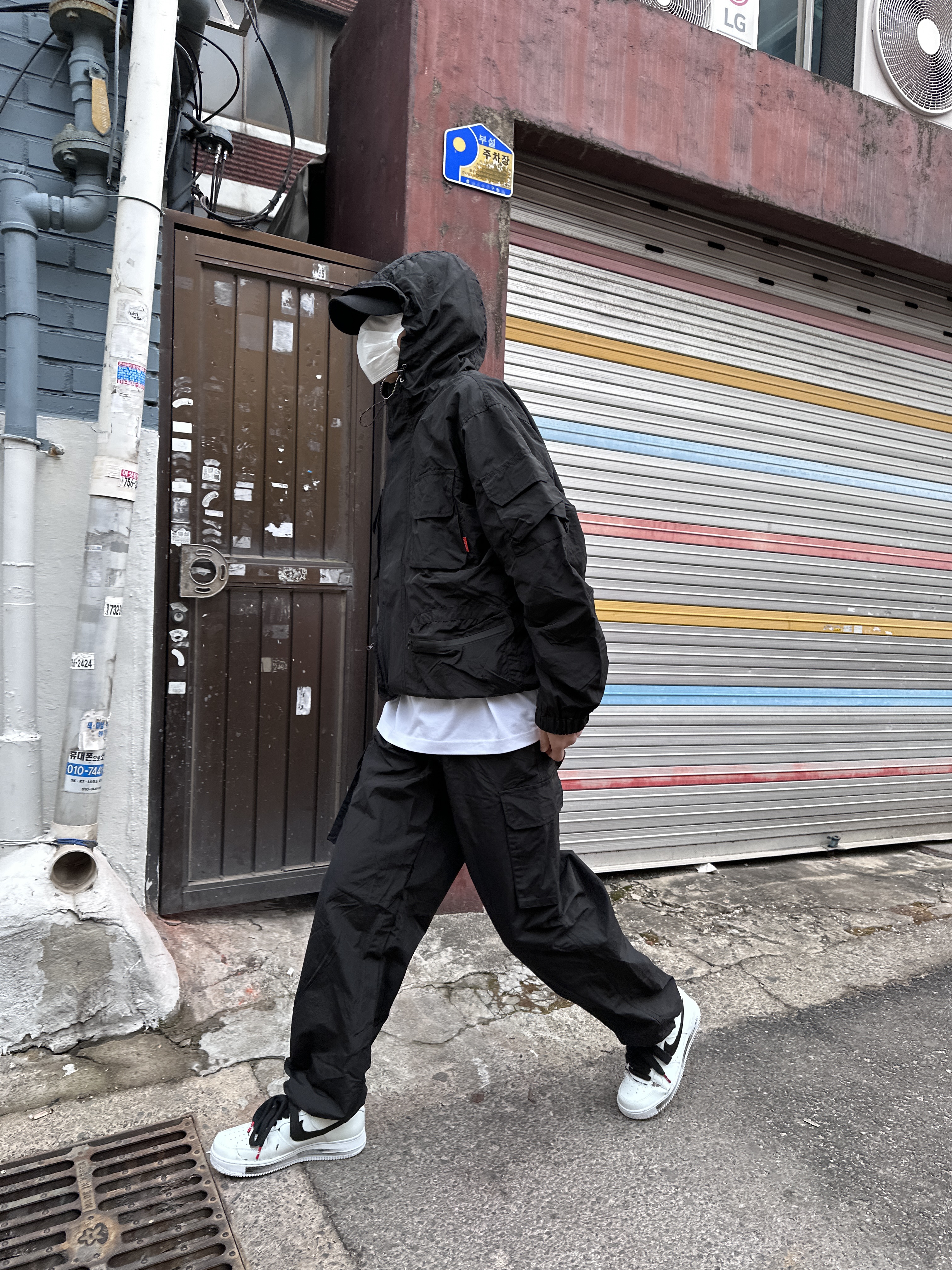 Nike x Peaceminusone Air Force 1 Low Para-Noise 2.0 착용 스타일 - 1