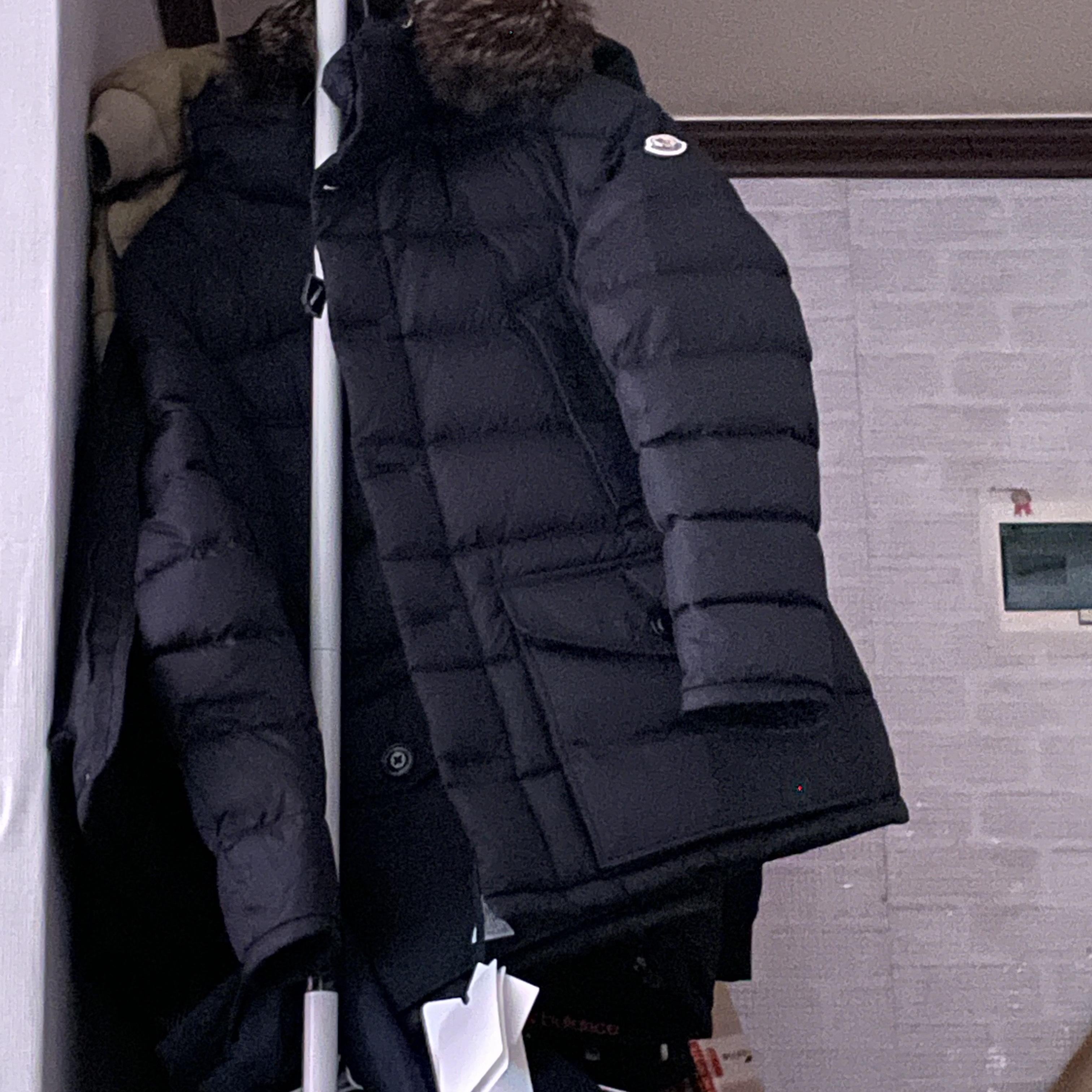 Moncler Cluny Long Down Jacket Black - 22FW 착용 스타일