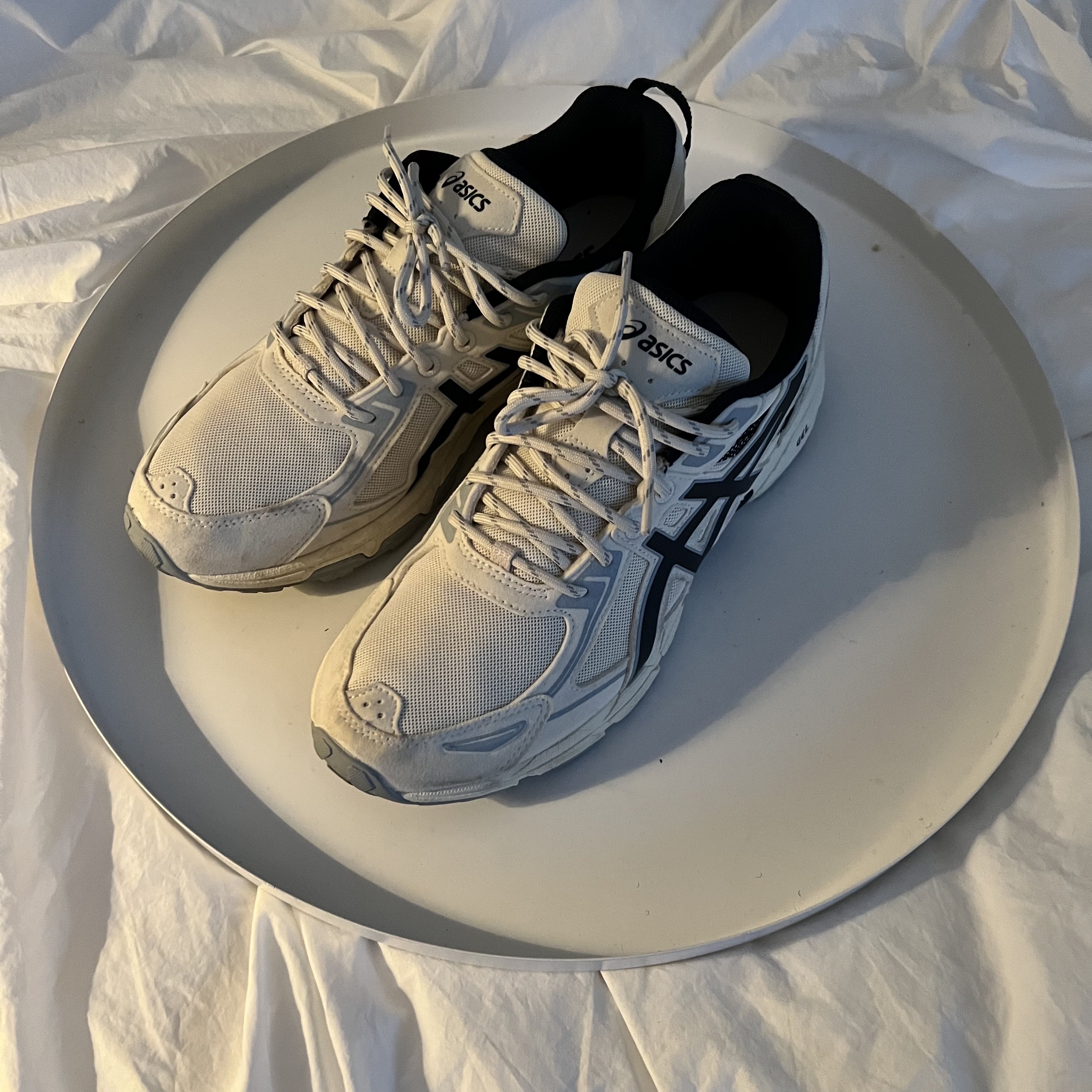 Asics Gel-Venture 6 SPS Birch French Blue 착용 스타일