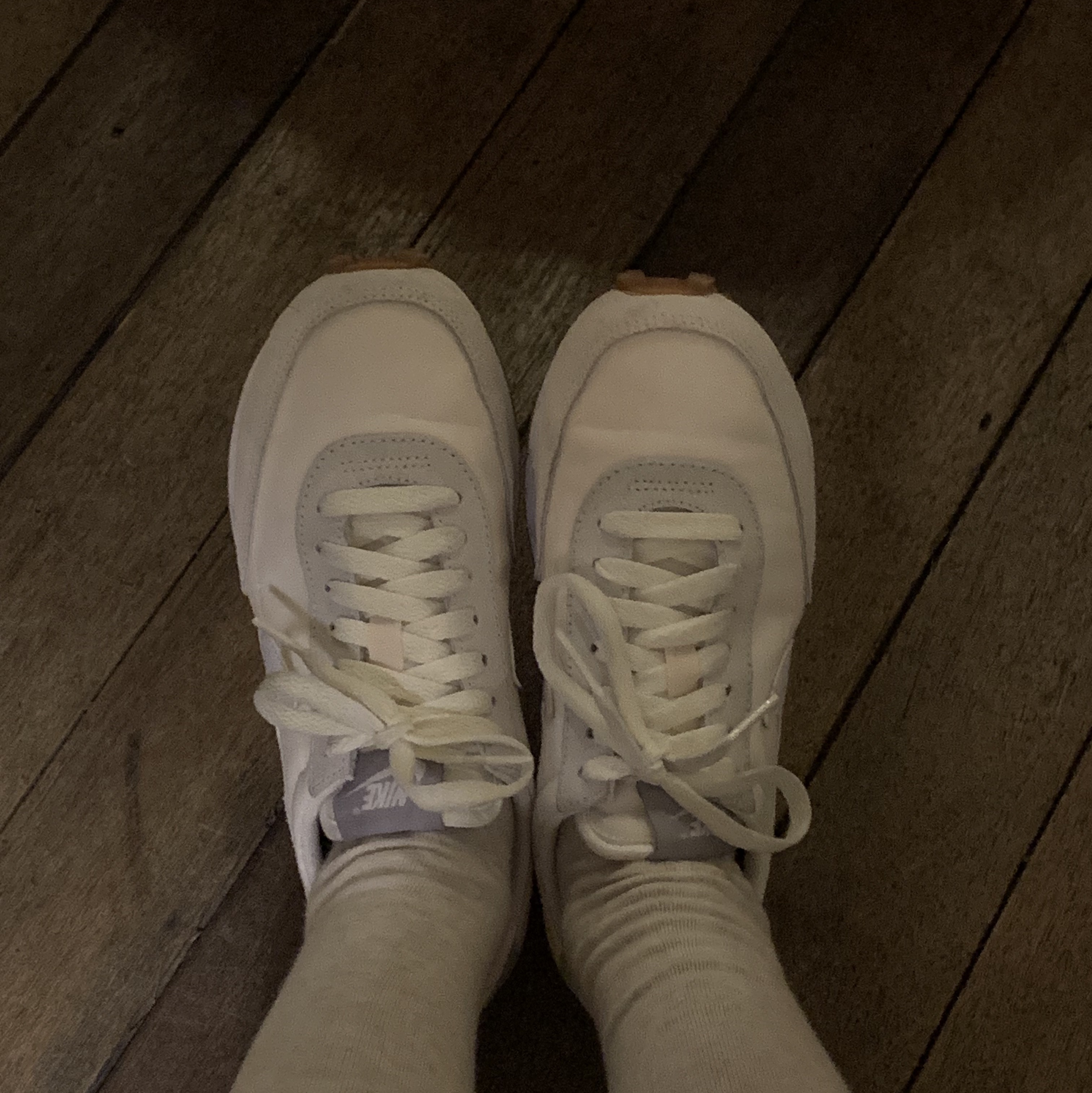 (W) Nike Daybreak Summit White 착용 스타일