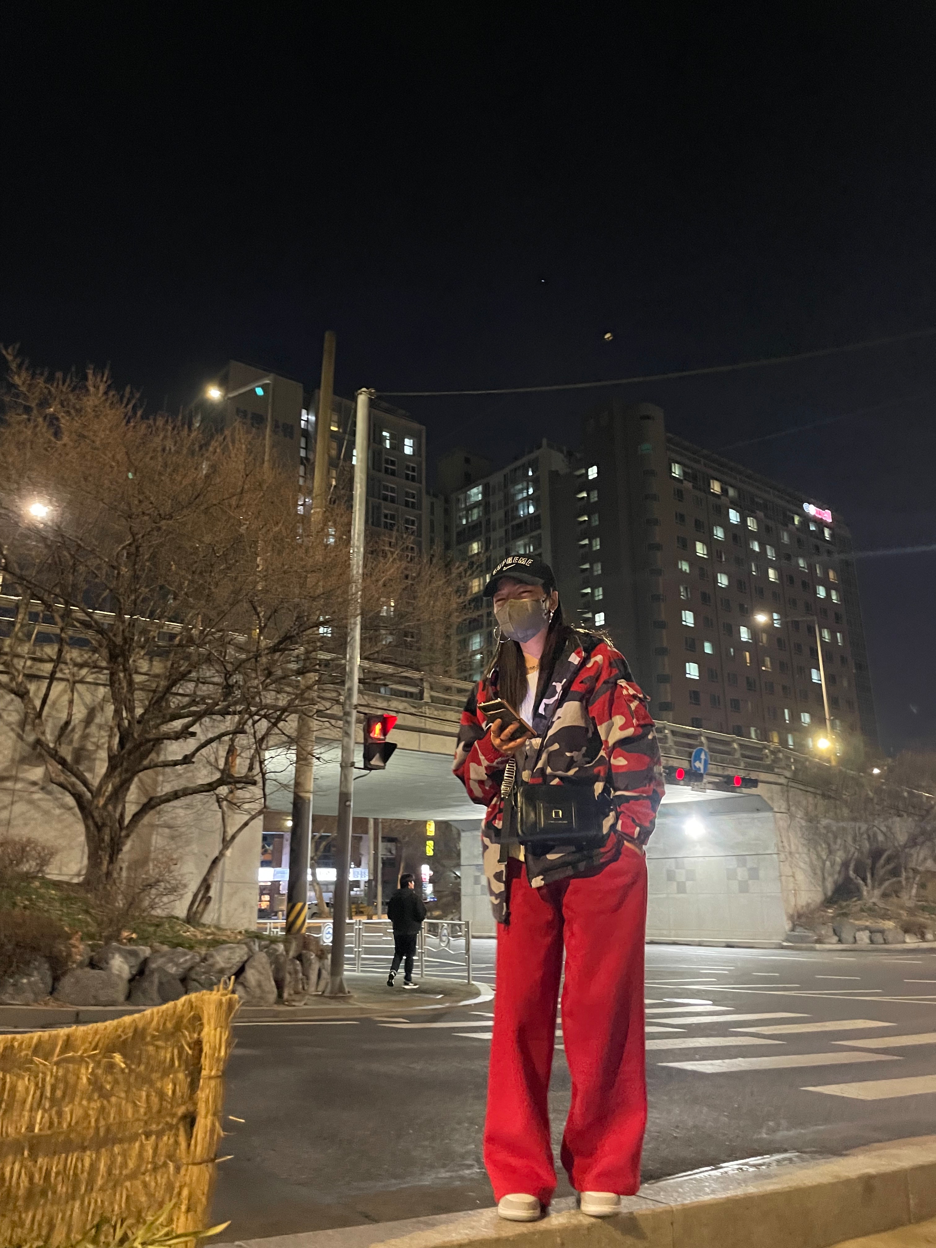Supreme x Nike Arc Corduroy Hooded Jacket Red Camo - 22SS, Supreme x Nike Arc Corduroy 6-Panel Black - 22SS 착용 스타일