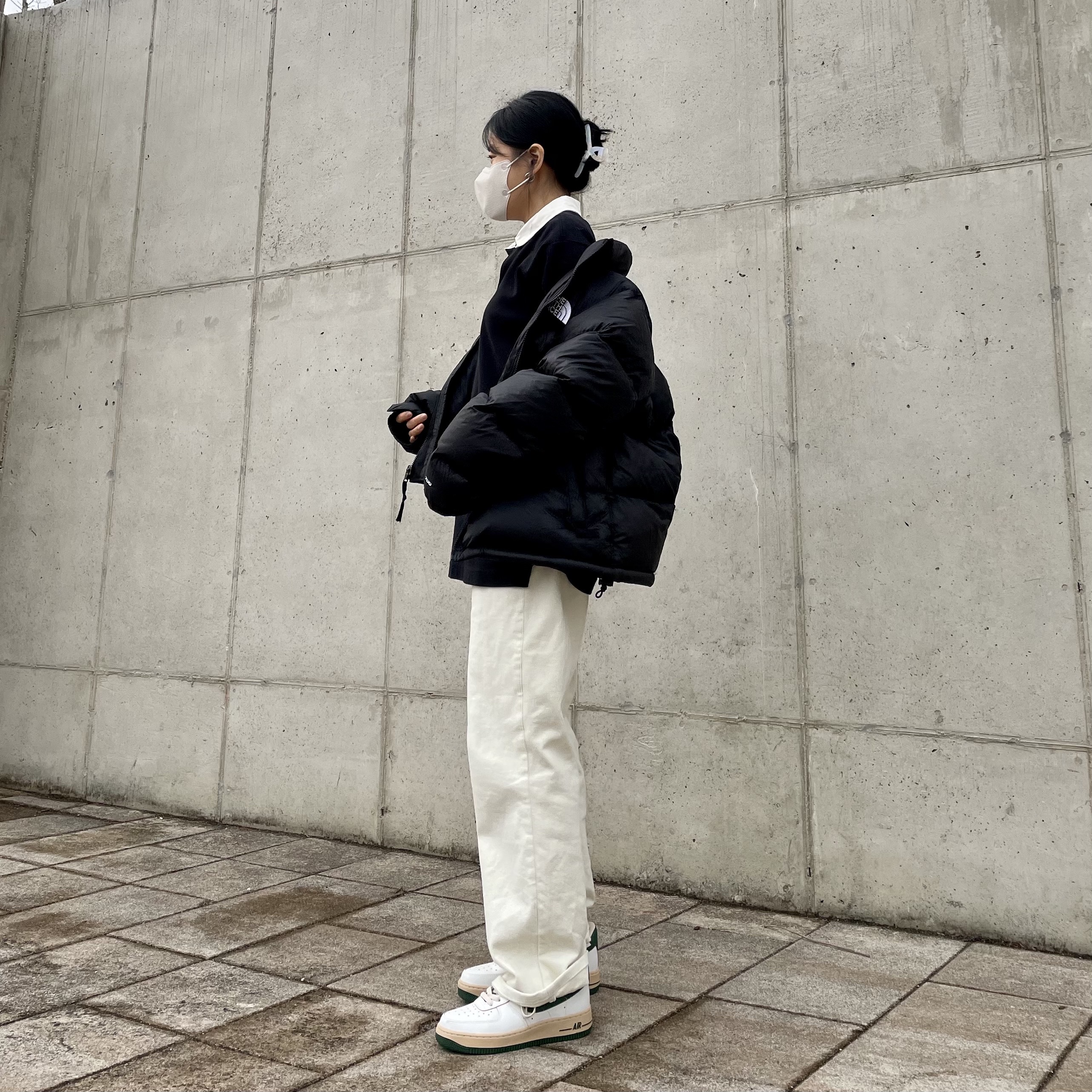 The North Face 1996 Retro Nuptse Down Jacket TNF Black, (W) Nike Air Force 1 Low Gorge Green 착용 스타일