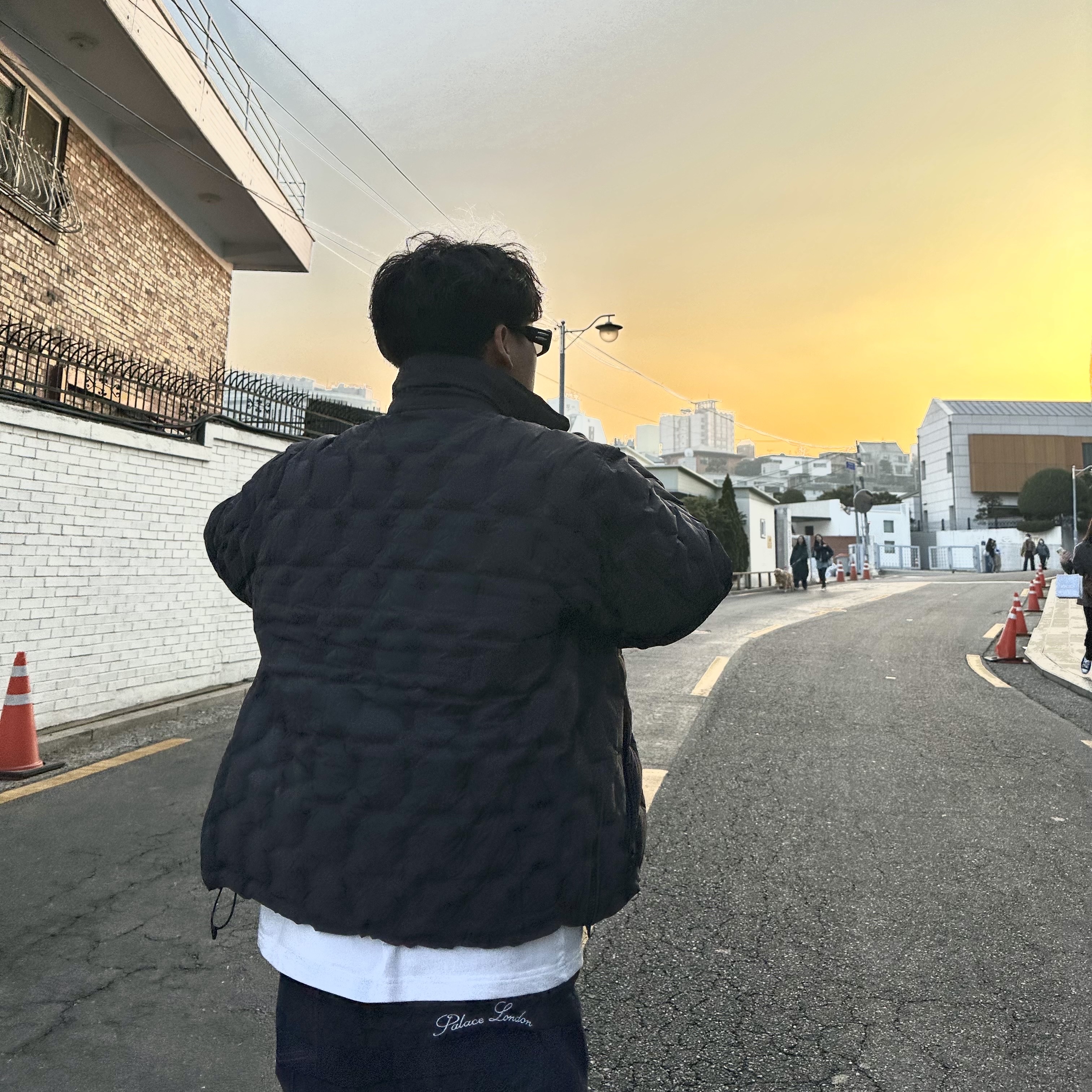 Palace Carp Jean Rinse Indigo - 21FW, Palace Pertex Work Down Jacket Black - 22FW 착용 스타일 - 2