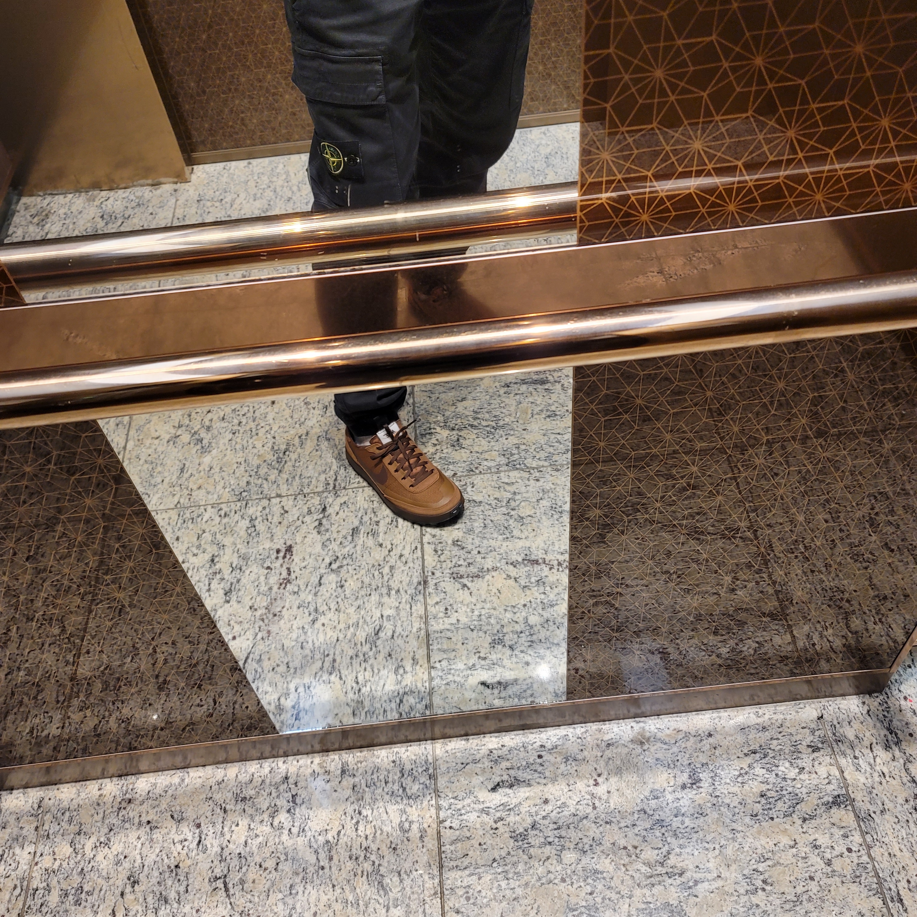 Stone Island 313L1 T.CO+OLD Cargo Pants Black - 22FW, Nike x Tom Sachs General Purpose Shoe Brown 착용 스타일