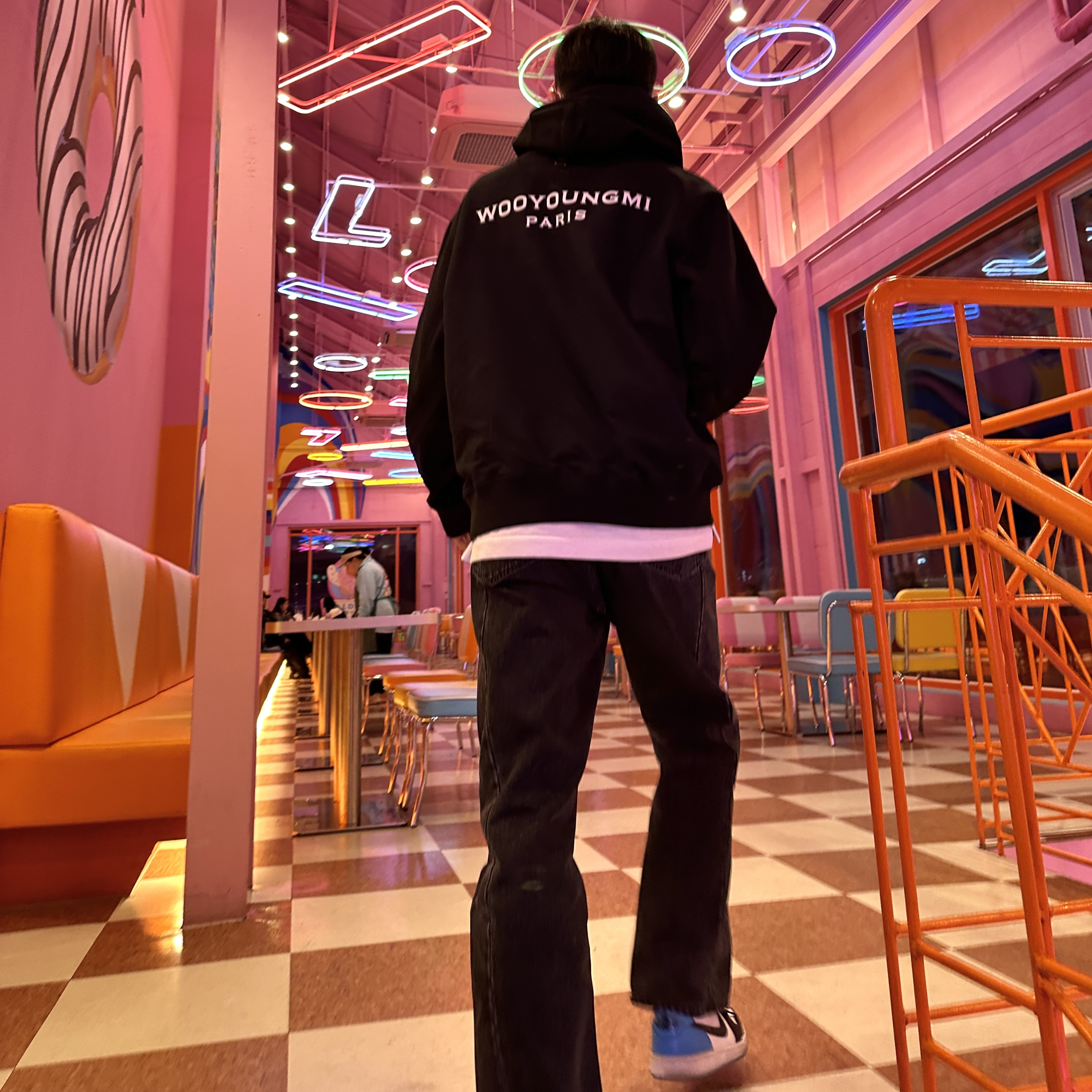 Wooyoungmi Cotton White Back Logo Hoodie Black - 22FW, Jordan 1 Retro Low OG Black and Dark Powder Blue 착용 스타일