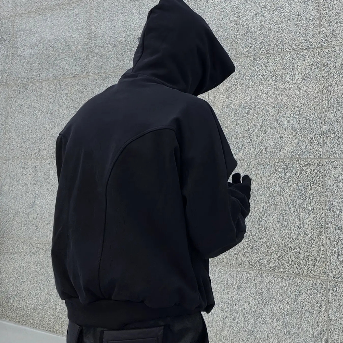 Converse x Drkshdw Turbodrk Chuck 70 Hi Black Lacquered Denim, Grailz Geometry Hoodie Black 착용 스타일 - 4