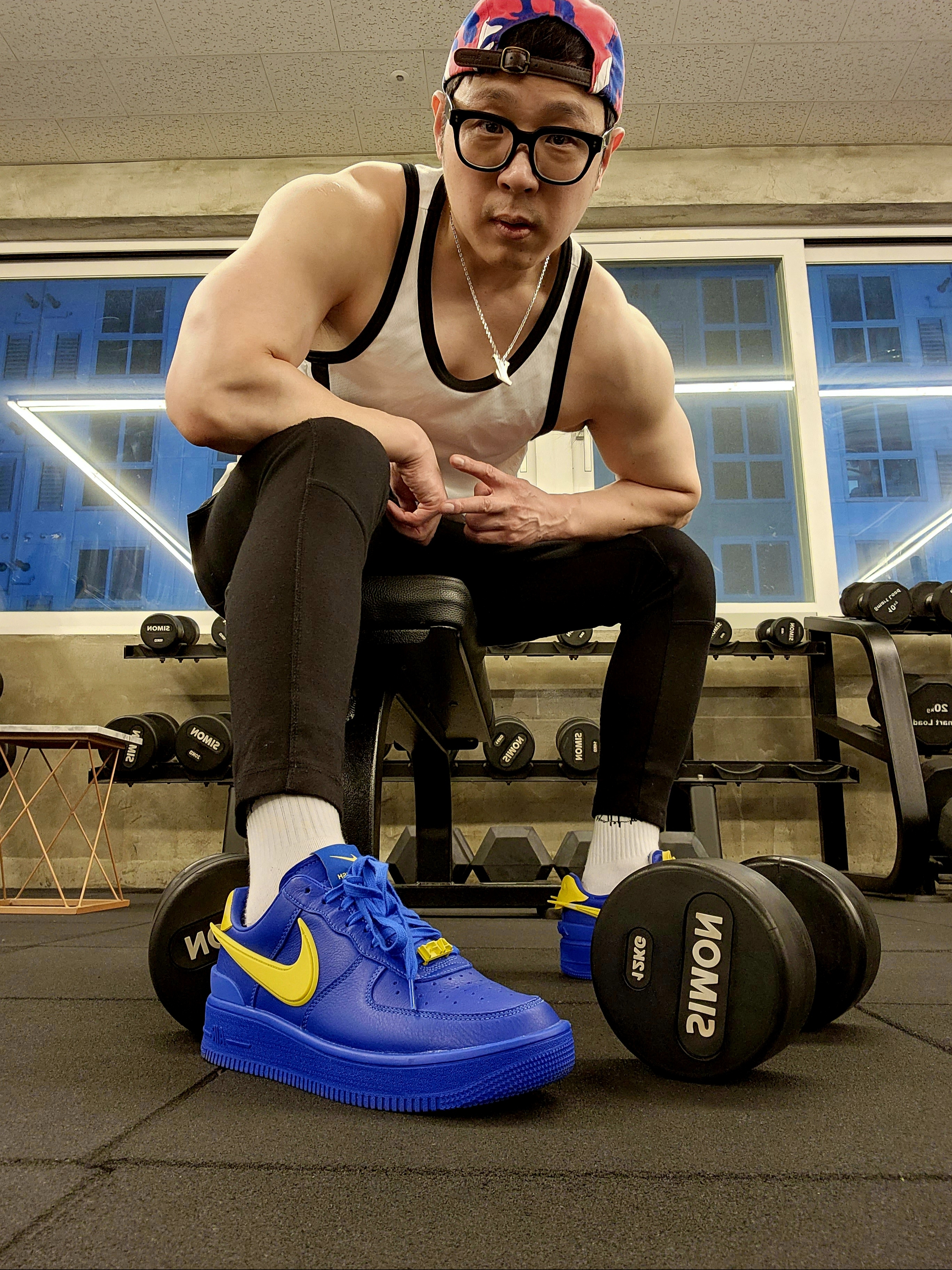 Nike x Ambush Air Force 1 Low SP Game Royal and Vivid Sulfur 착용 스타일