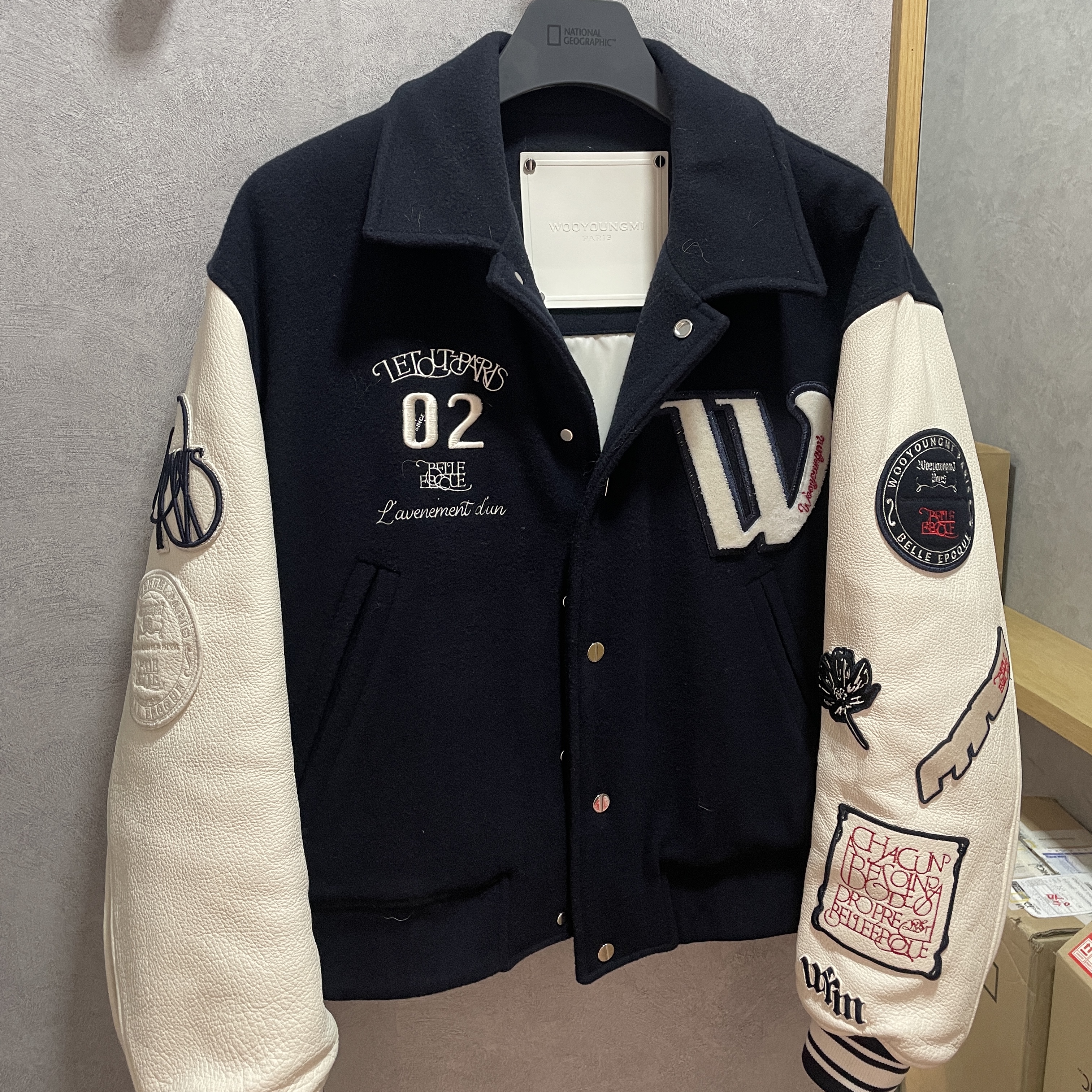 Wooyoungmi Varsity Jacket Navy - 22SS 착용 스타일 - 1