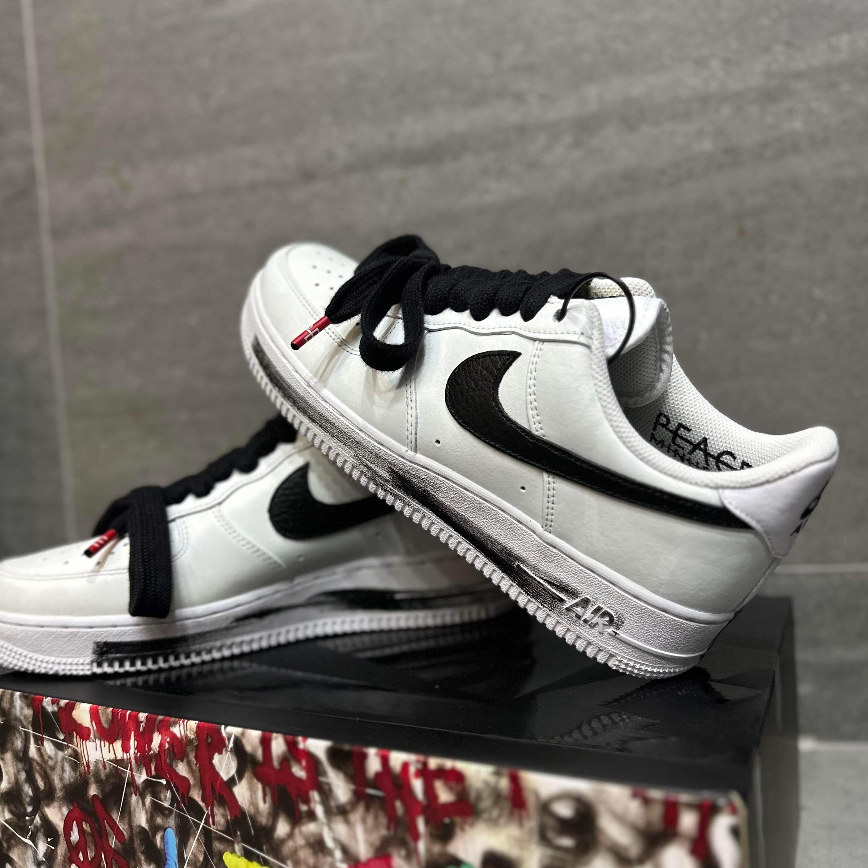 Nike x Peaceminusone Air Force 1 Low Para-Noise 2.0 착용 스타일 - 2