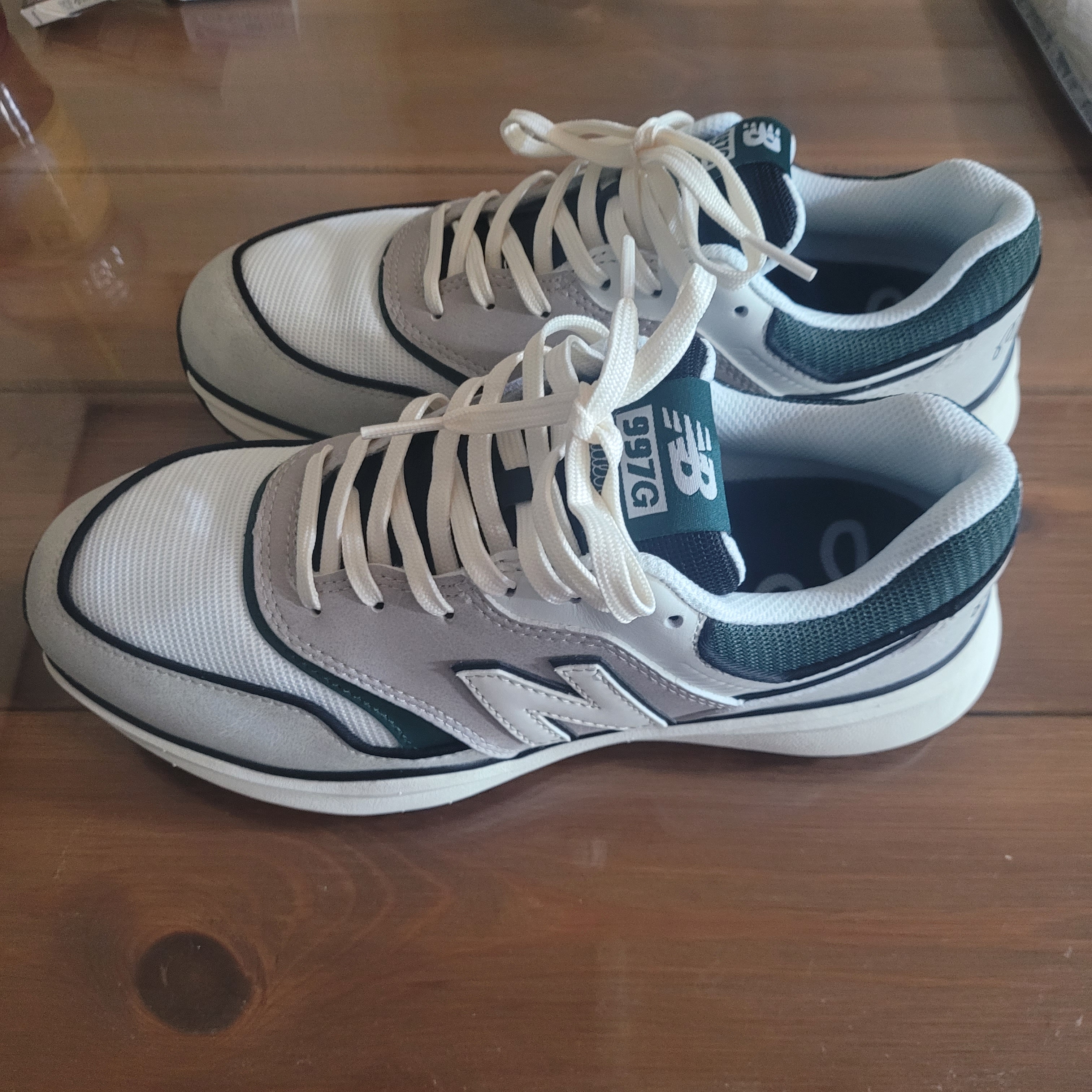 New Balance x Malbon 997 Golf Grey Green 착용 스타일