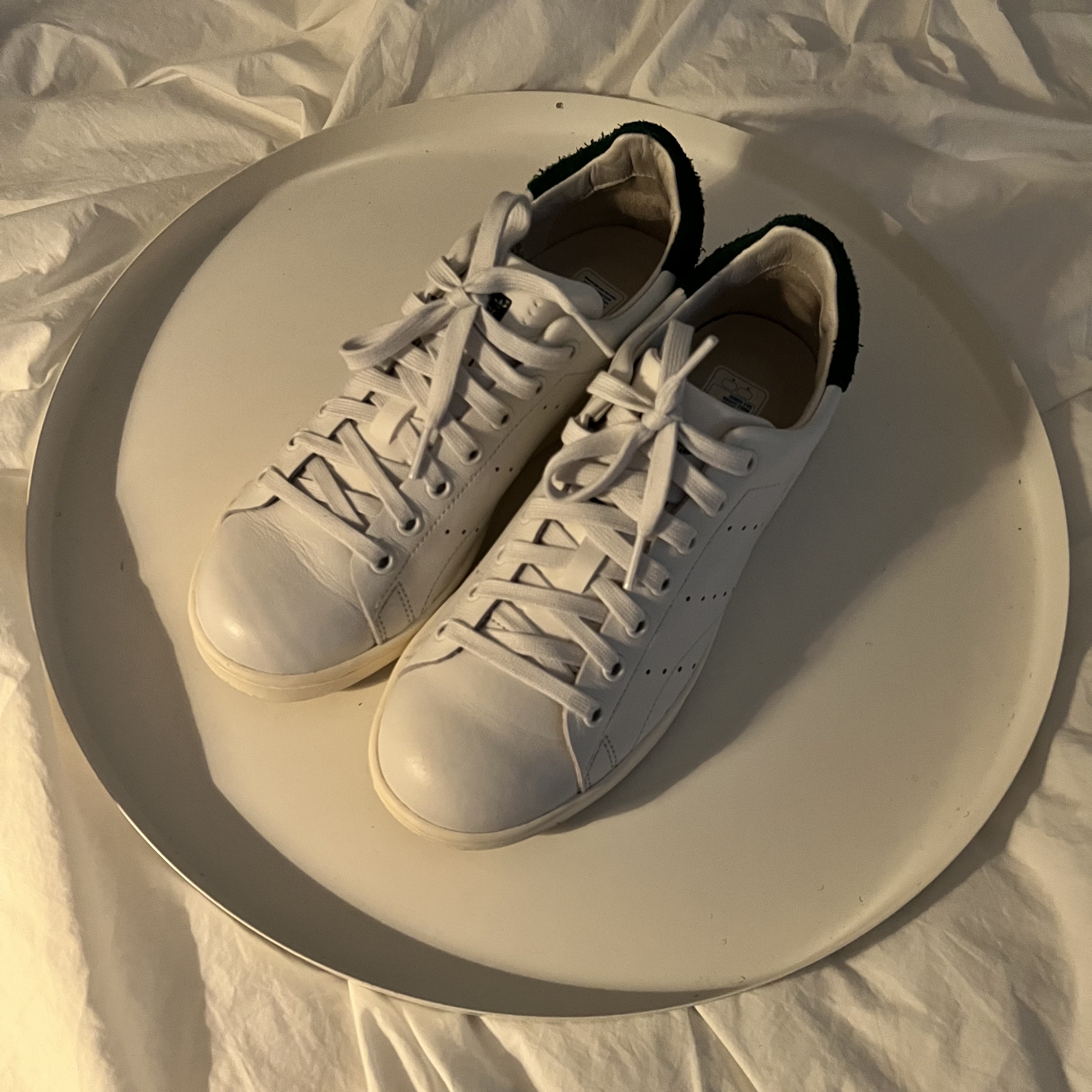 Adidas Stan Smith H White Green 착용 스타일