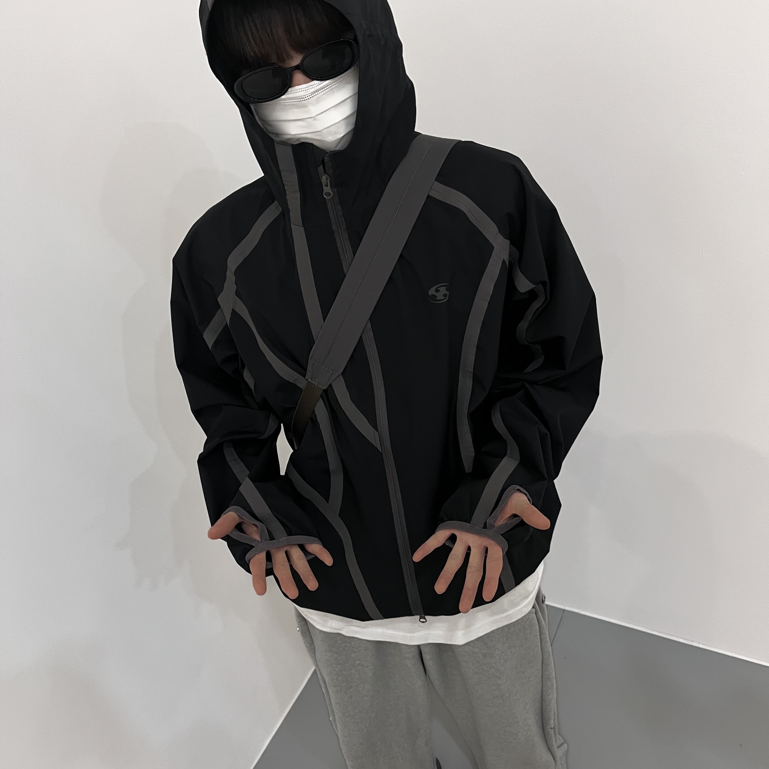 Sansan Gear Windblock Jacket Black - 22SS 착용 스타일 - 1