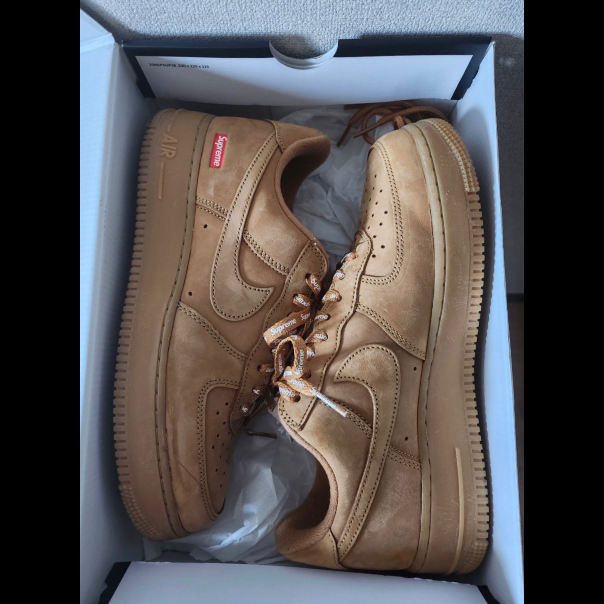 Nike x Supreme Air Force 1 Low Flax 착용 스타일 - 2