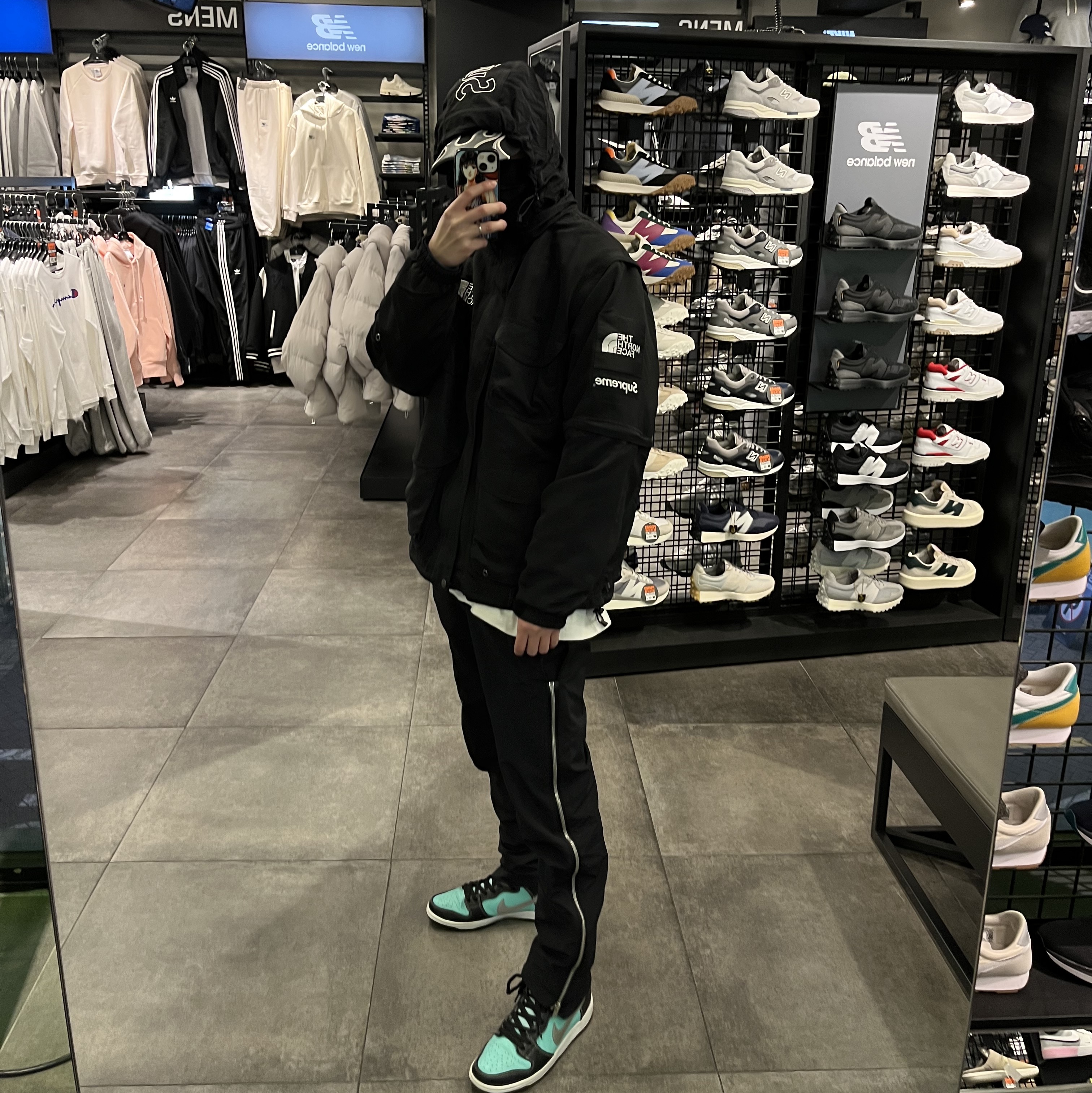 Nike x Diamond Supply Co. SB Dunk High Tiffany, Supreme x The North Face Trekking Convertible Jacket Black - 22SS 착용 스타일