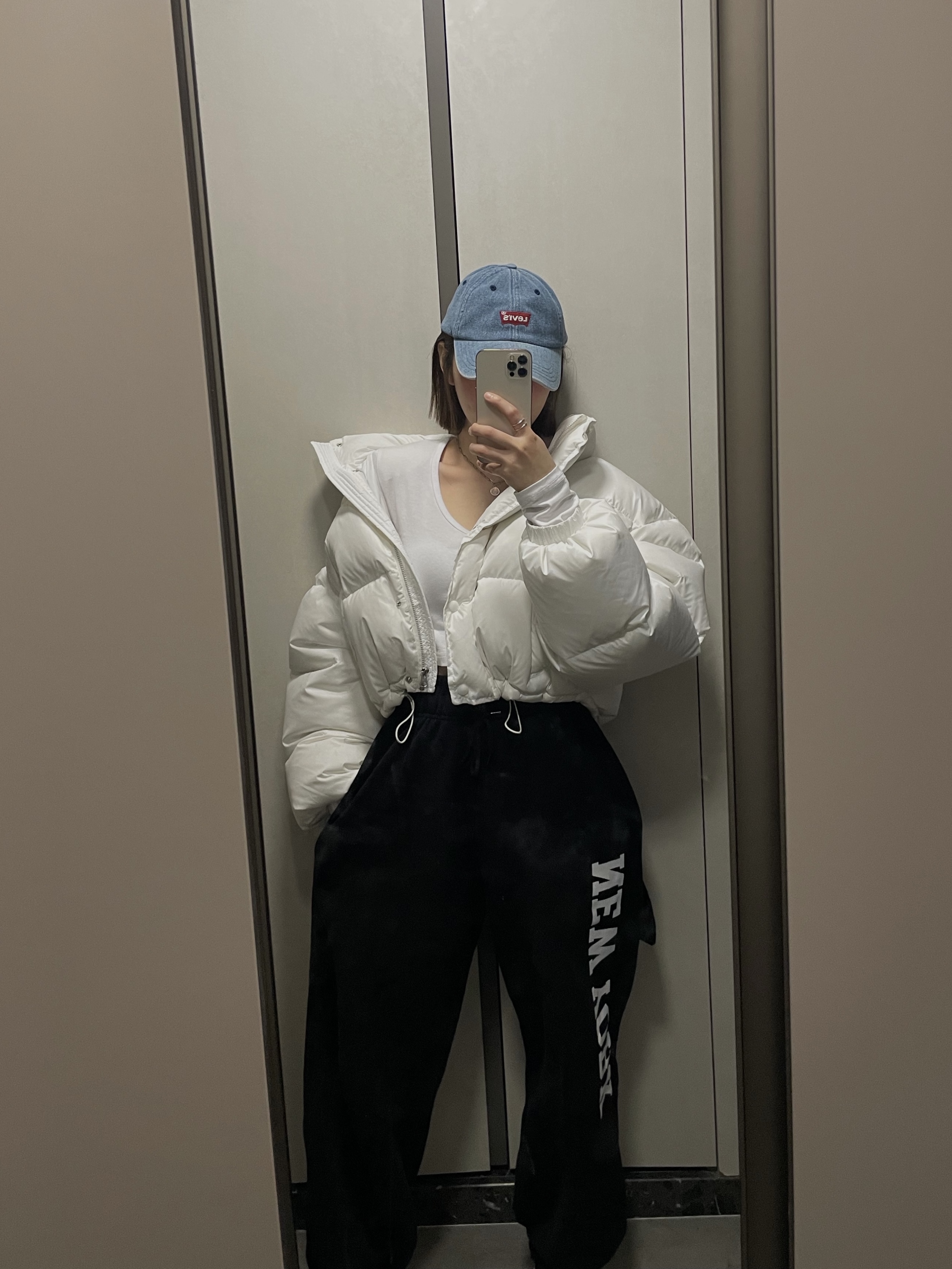 MIN JEONG님의 스타일