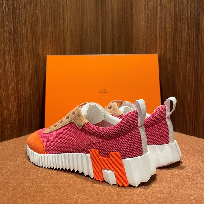 (W) Hermes Bouncing Sneakers Mesh Suede Goatskin & Multicolore Rose 착용 스타일 - 3