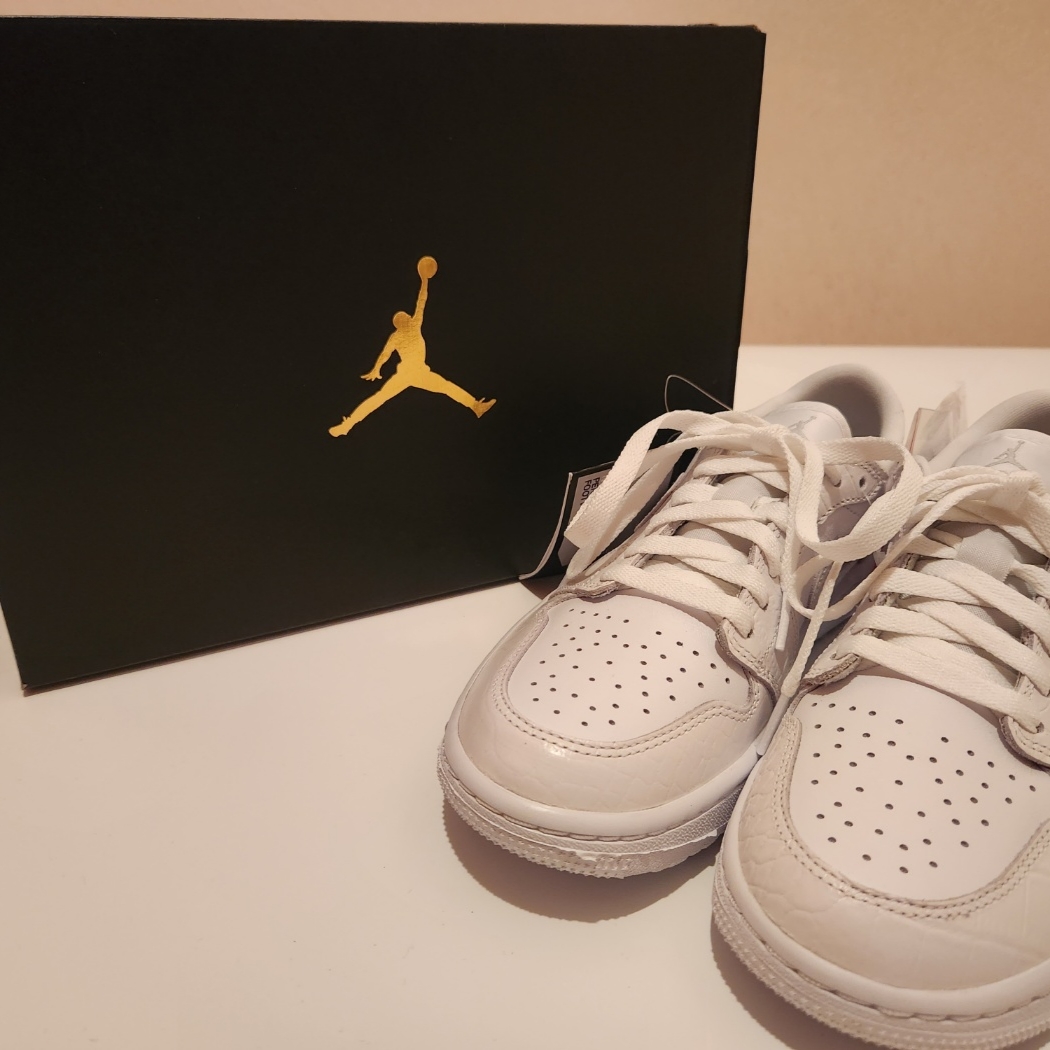 Jordan 1 Low Golf Pure Platinum 착용 스타일 - 1