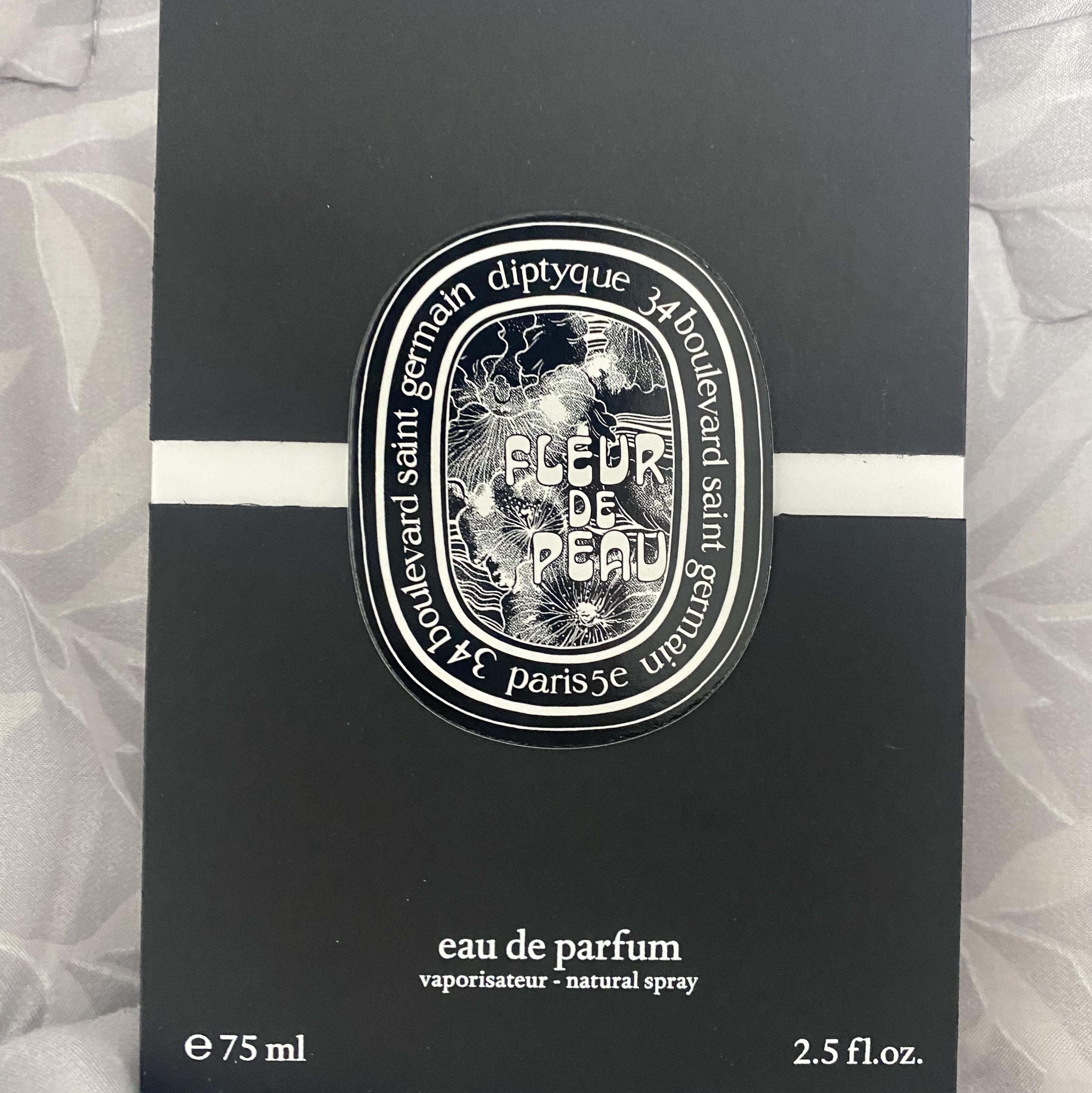 Diptyque Fleur De Peau Eau De Parfum 75ml 착용 스타일