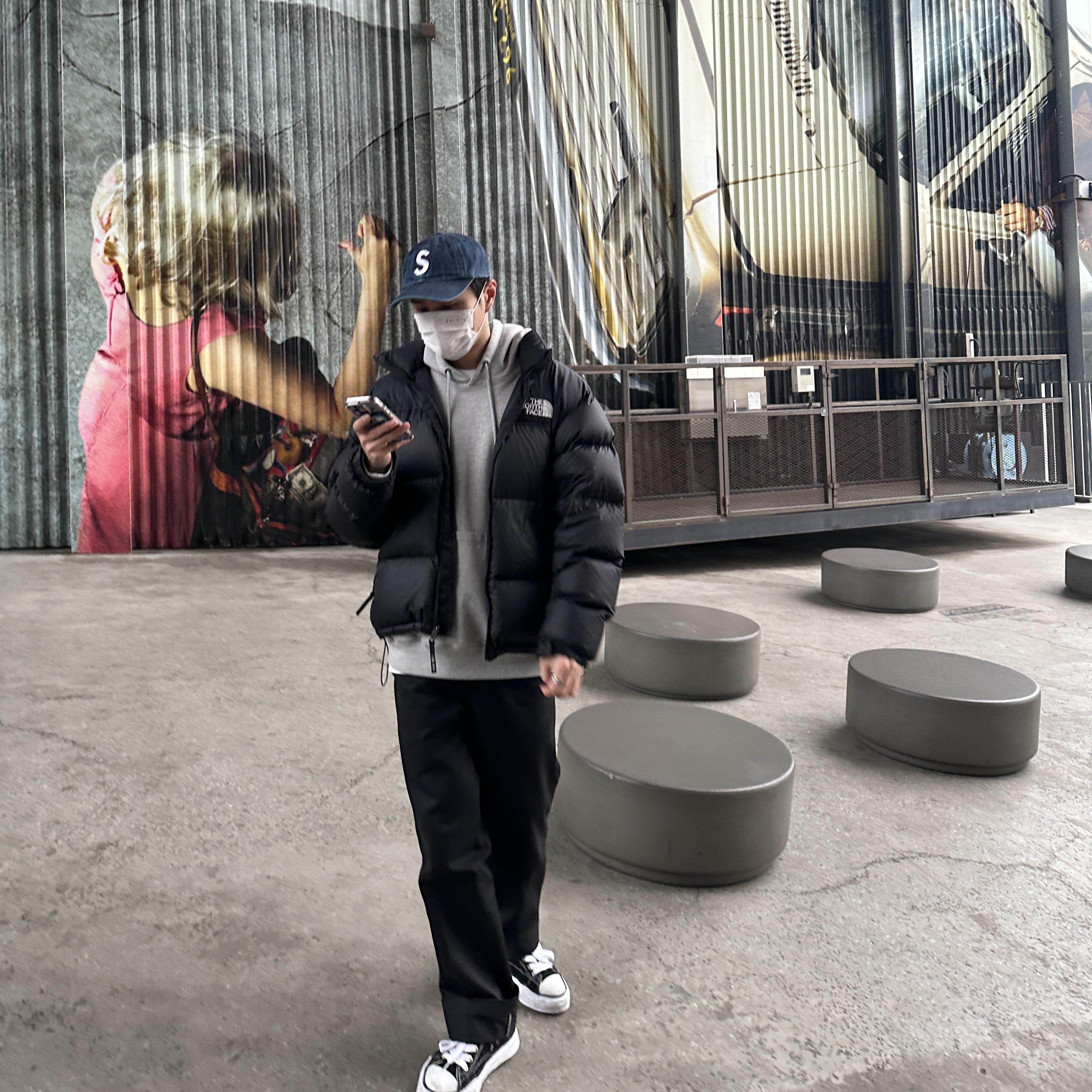 Wooyoungmi Cotton Black Back Logo Hoodie Grey - 22FW, The North Face 1996 Eco Nuptse Jacket Black 착용 스타일