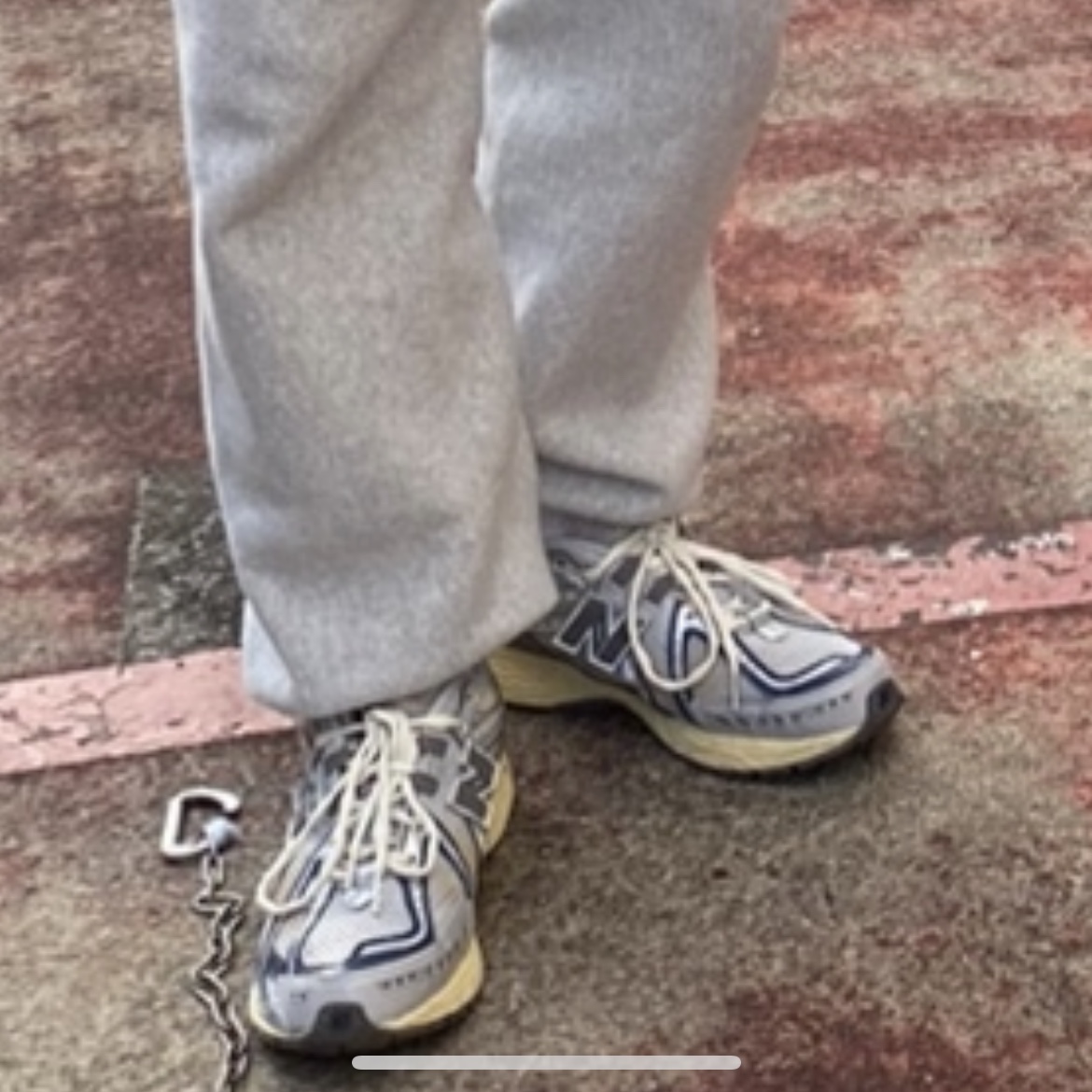 New Balance x Thisisneverthat 1906R 2022 Downtown Run 착용 스타일 - 3
