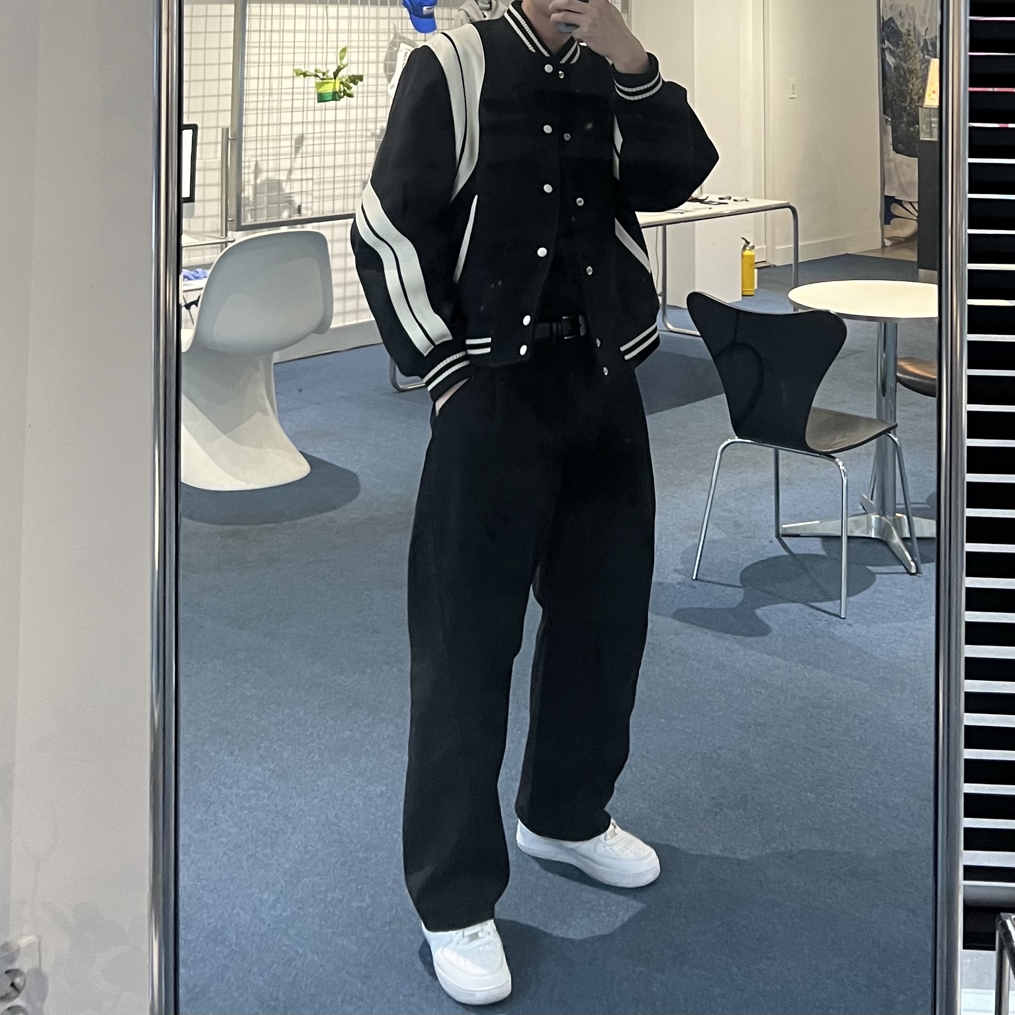 Ader Error Twit Jumper Noir, Nike Air Force 1 '07 Low White 착용 스타일